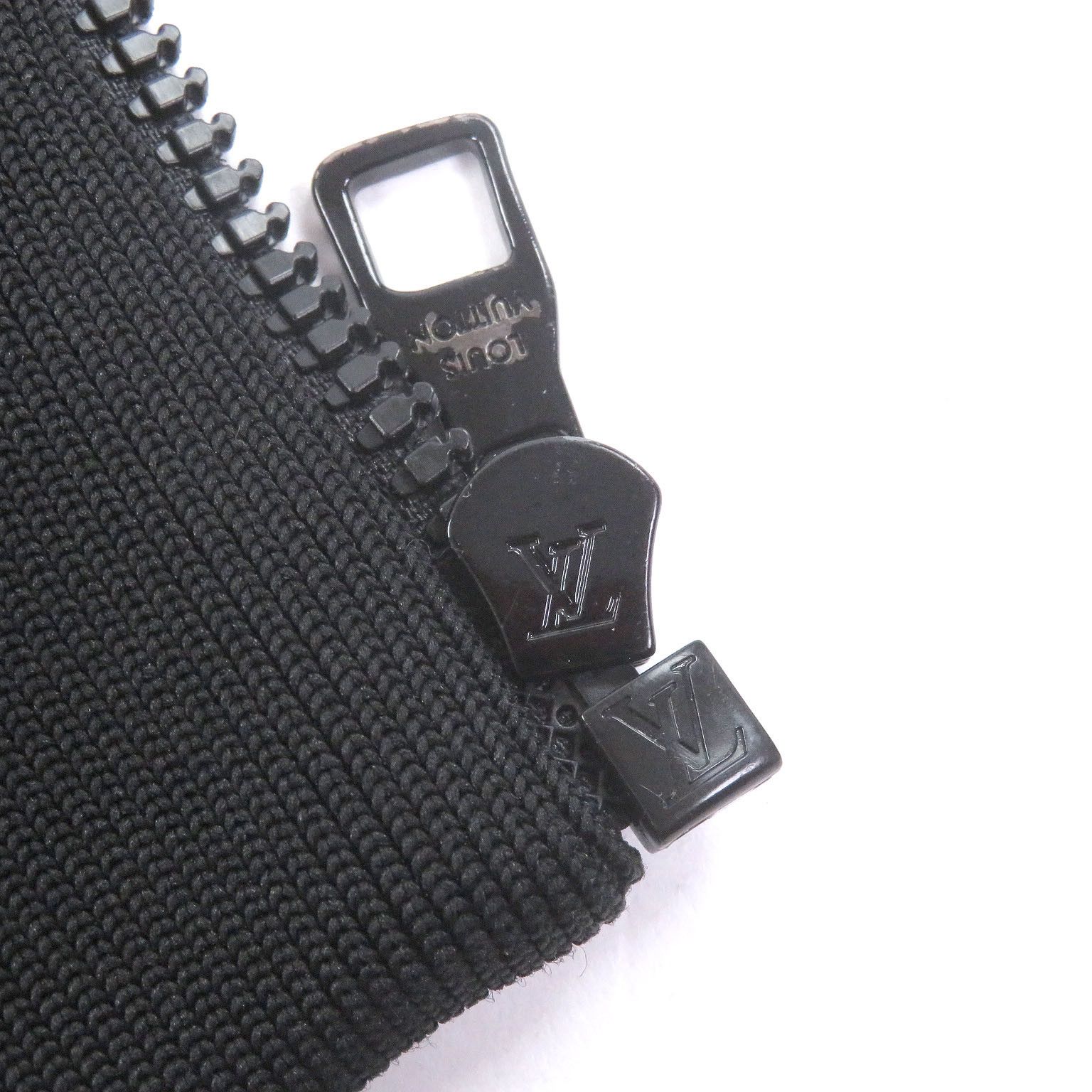 Louis Vuitton Louis Vuitton Louis Vuitton Monogram Polyester Hoodie Textile Sweatshirts & Hoodies DUTY FREE for USA Size ONE SIZE - 5 Thumbnail