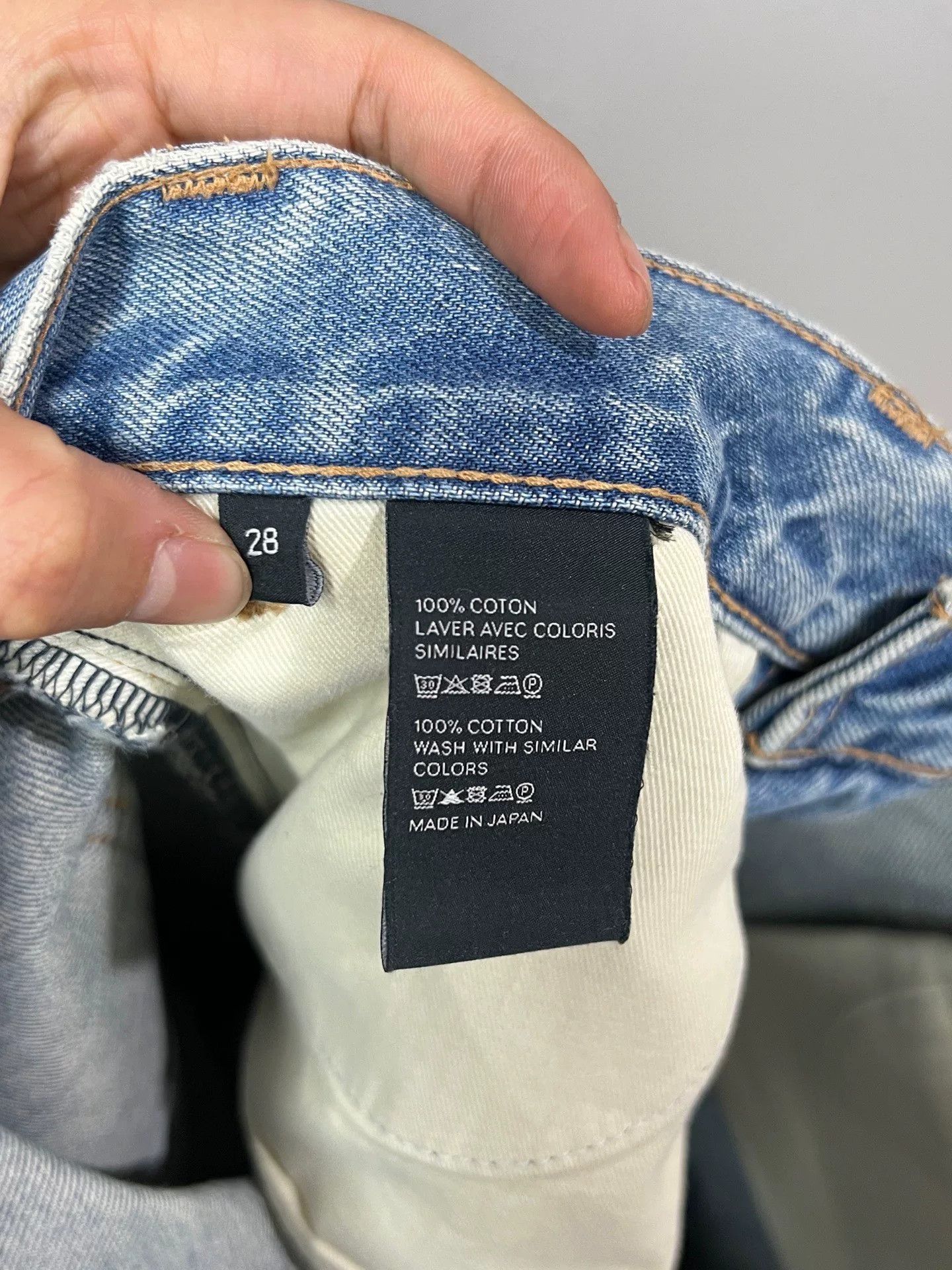 Celine Celine Washed Distressed Jeans Size 28" / US 6 / IT 42 - 4 Thumbnail