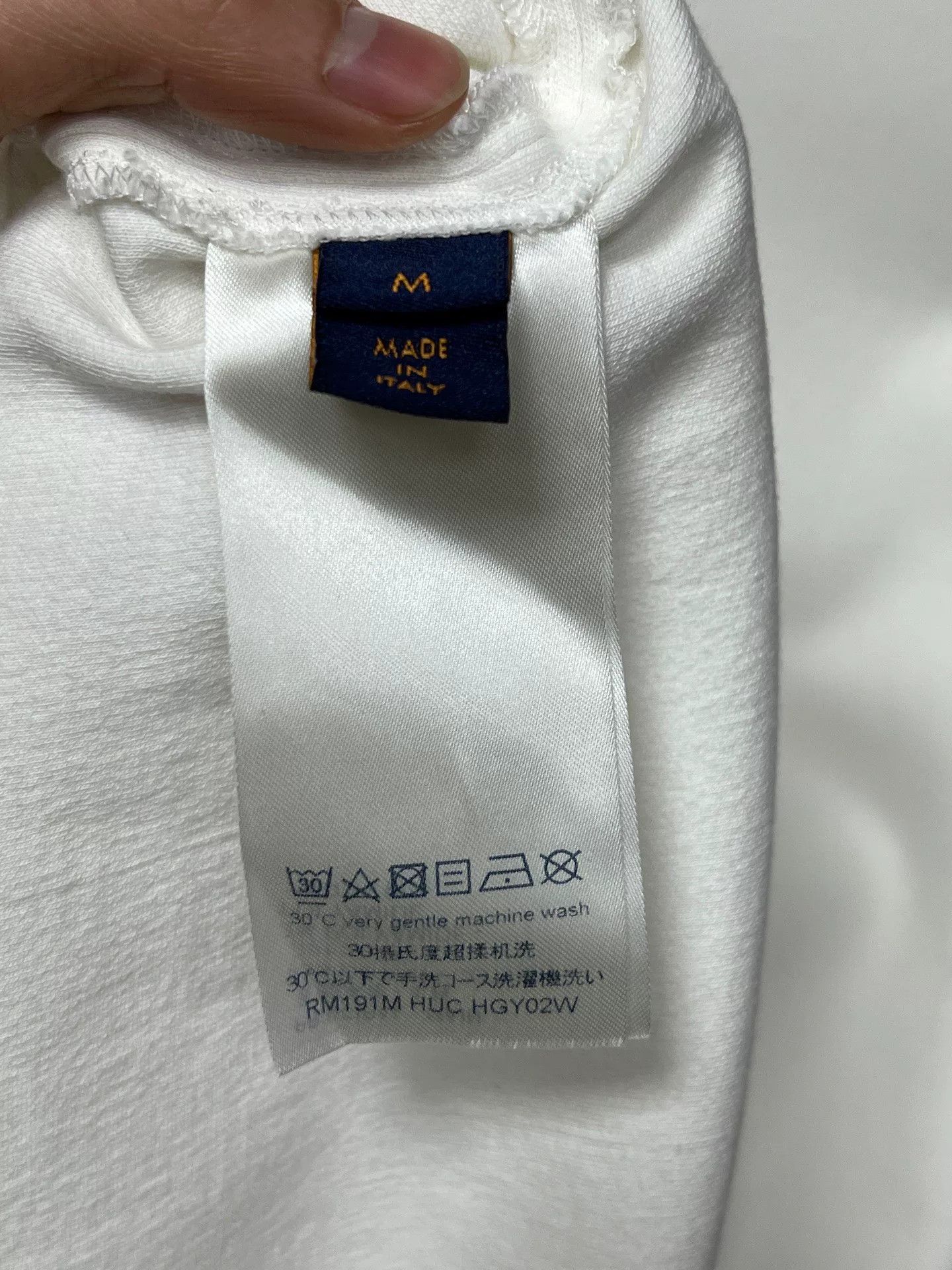 Louis Vuitton LV Collar Slogan Long Sleeve Size US M / EU 48-50 / 2 - 4 Thumbnail