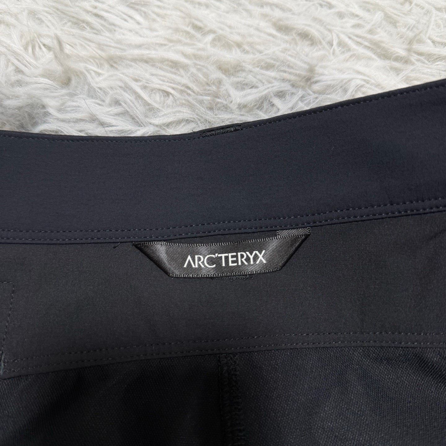 Arc'teryx Arcteryx Men's Rampart Nylon Shorts Size US 36 / EU 52 - 4 Thumbnail