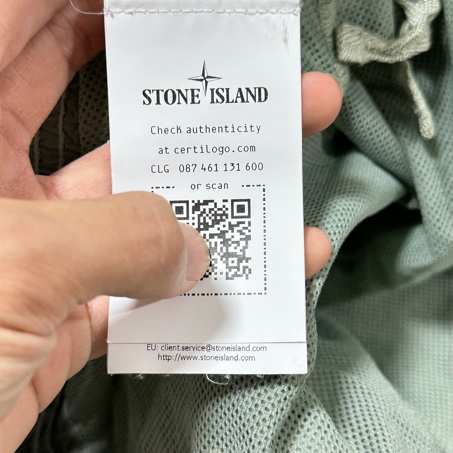 Stone Island Stone Island 25SS Metallic Nylon Shorts Size US 28 / EU 44 - 6 Thumbnail