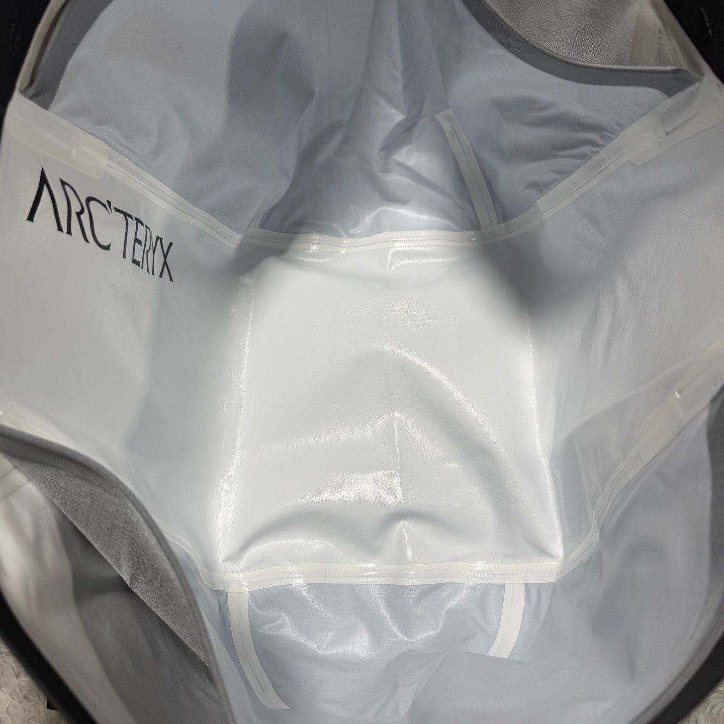 Arc'teryx Arcteryx Carrier 45L Tote Bag Size ONE SIZE - 6 Thumbnail