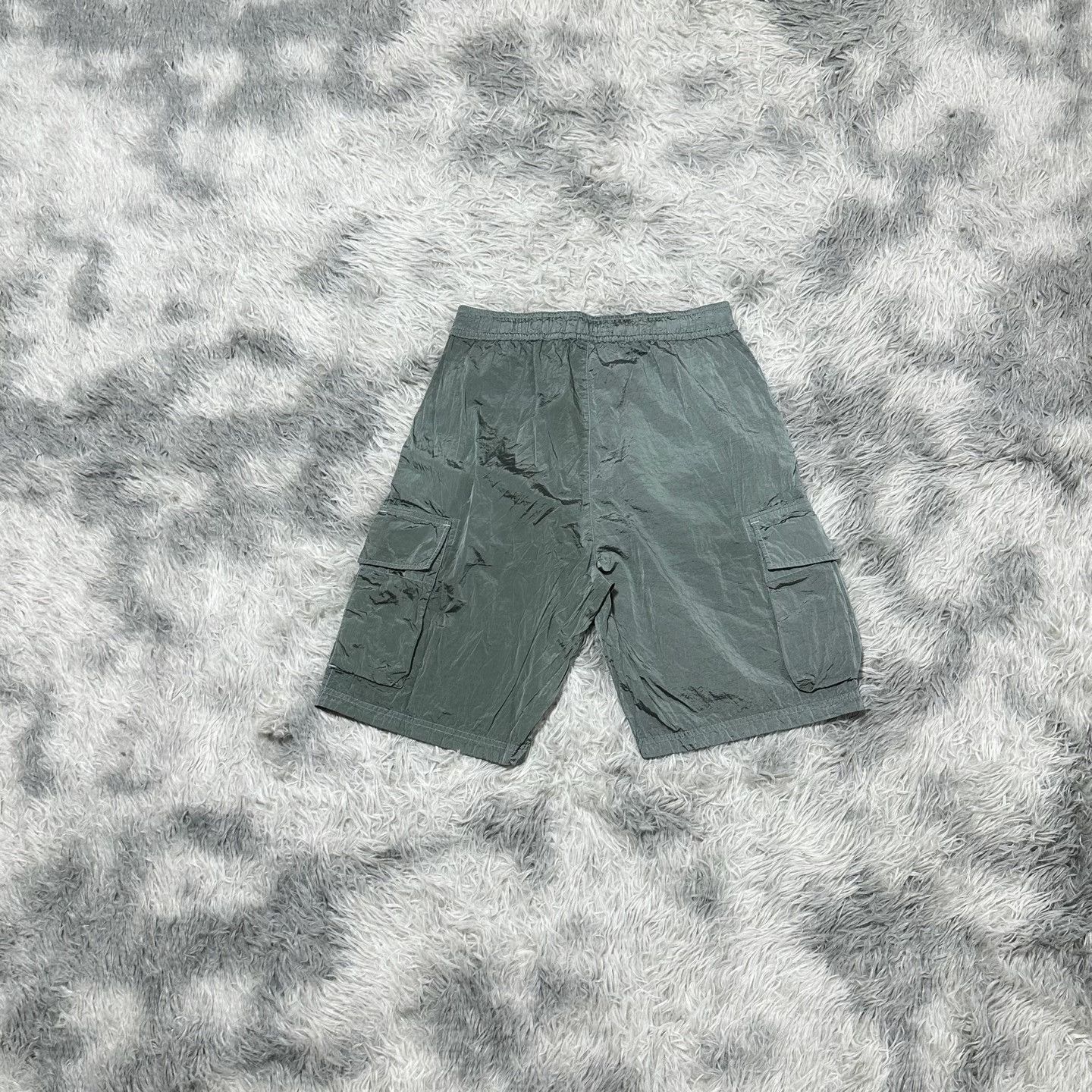 Stone Island Stone Island Metal Nylon Cargo Shorts Size US 29 - 2 Thumbnail