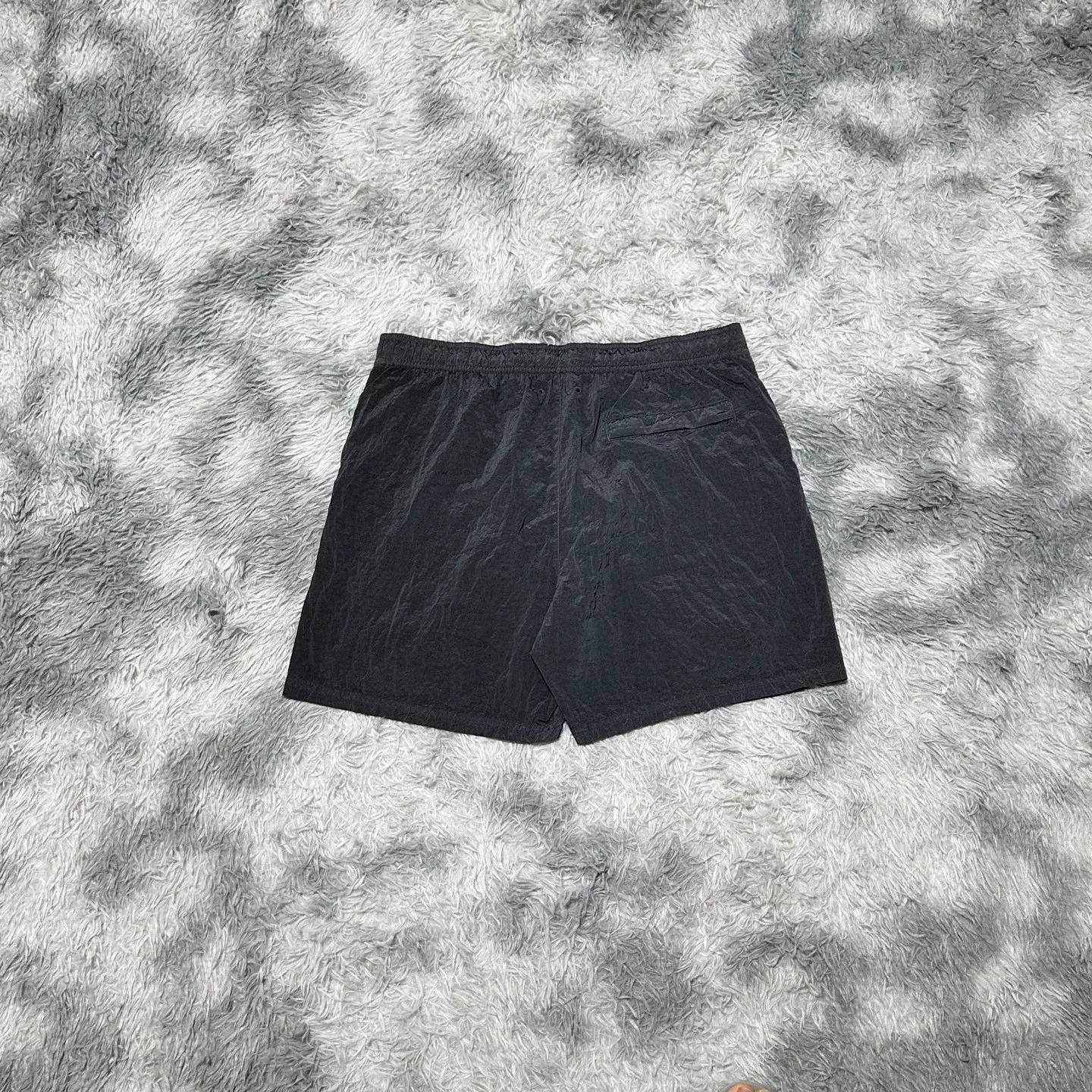 Stone Island Stone Island 24SS Metal Nylon Shorts Size US 32 / EU 48 - 2 Thumbnail