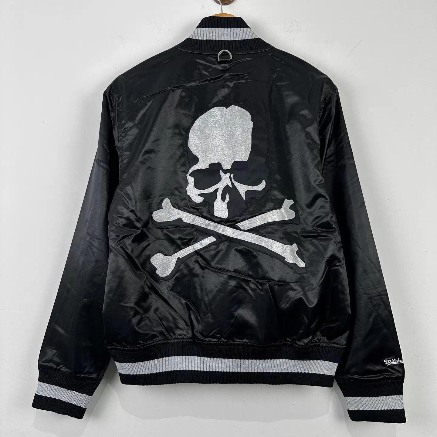 Mastermind Japan Black Satin Bomber Jacket with Graphic Print Size US M / EU 48-50 / 2 - 2 Thumbnail