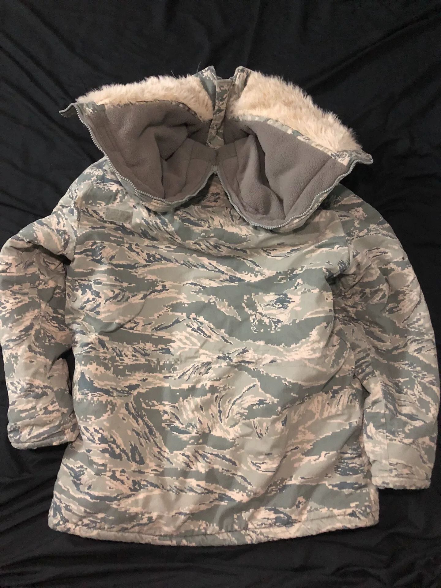 Vintage Vintage Camo N3B N2B Bomber Jacket Size US M / EU 48-50 / 2 - 7 Thumbnail