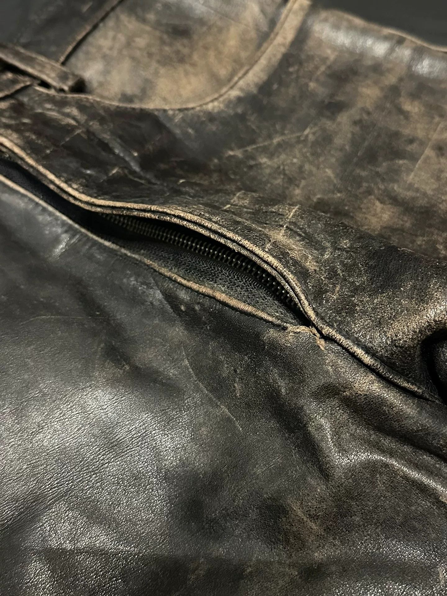 Vintage Vintage Distressed Pure Cowhide Leather Pants Size US 30 / EU 46 - 5 Thumbnail