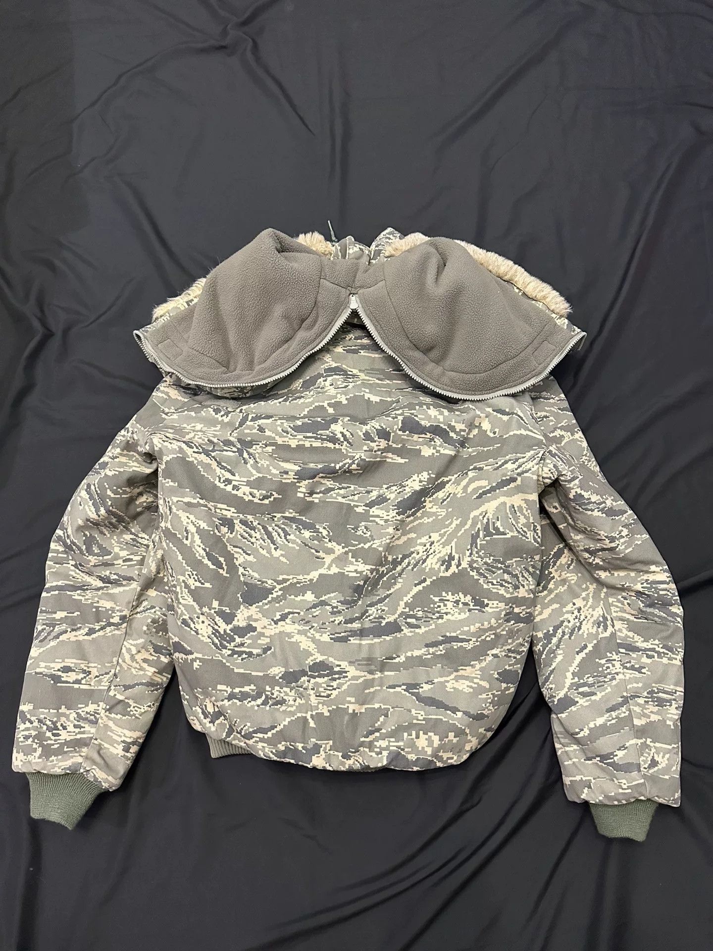 Vintage Vintage Military N2B Camo Bomber Size US M / EU 48-50 / 2 - 5 Thumbnail