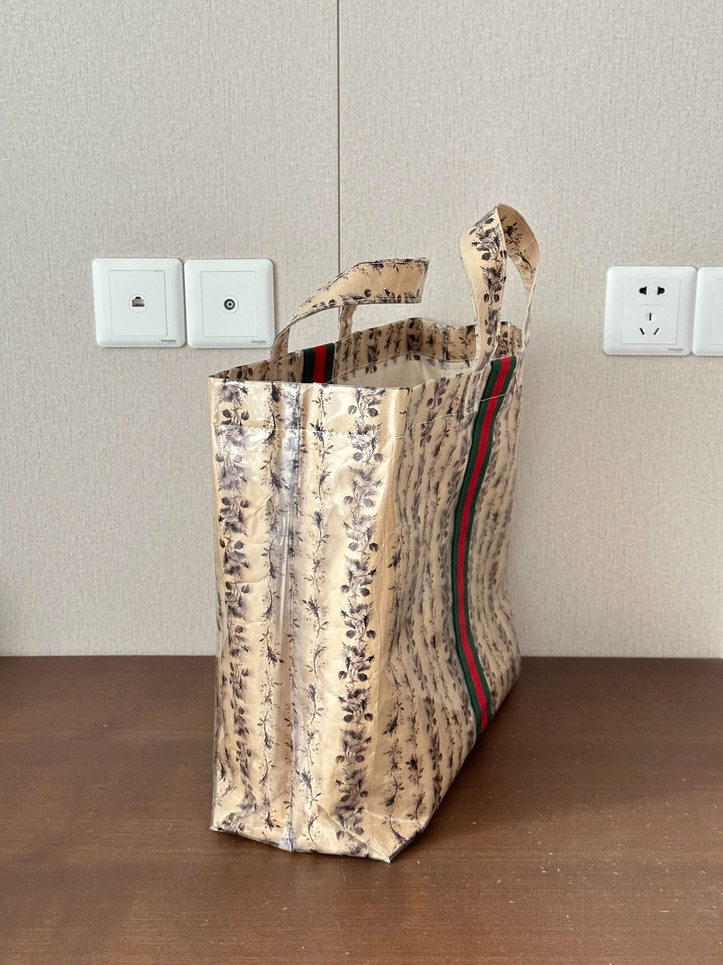 Comme des Garcons CDG x Gucci Limited Edition Tote Bag Size ONE SIZE - 4 Thumbnail