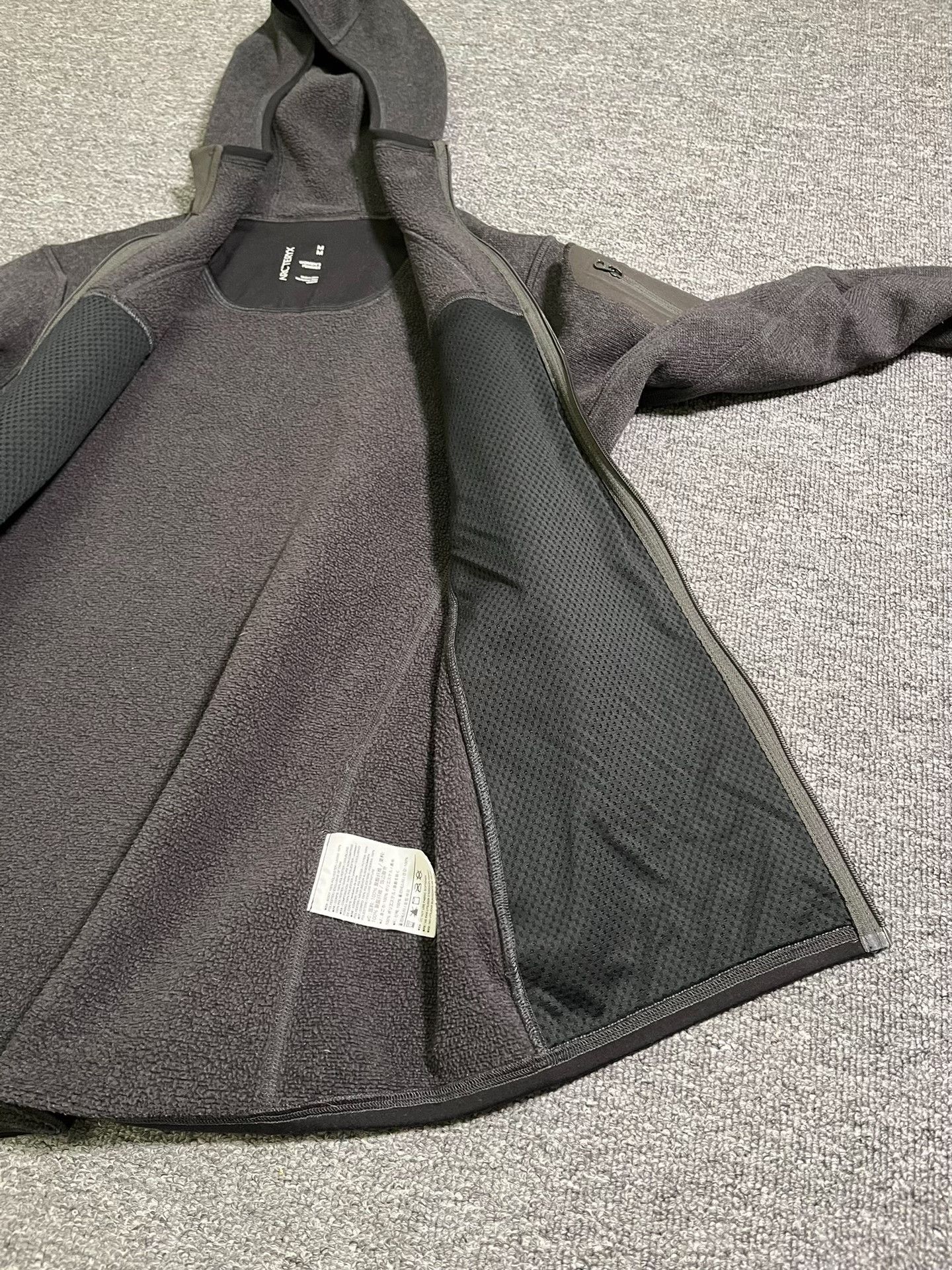 Arc'teryx Arcteryx Women's Covert Hooded Jacket Size M / US 6-8 / IT 42-44 - 9 Thumbnail