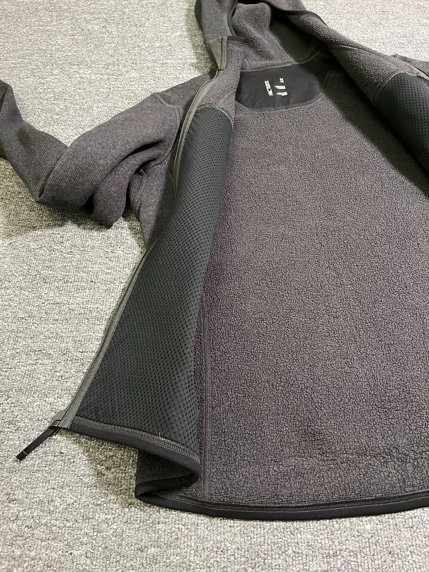 Arc'teryx Arcteryx Women's Covert Hooded Jacket Size M / US 6-8 / IT 42-44 - 8 Thumbnail