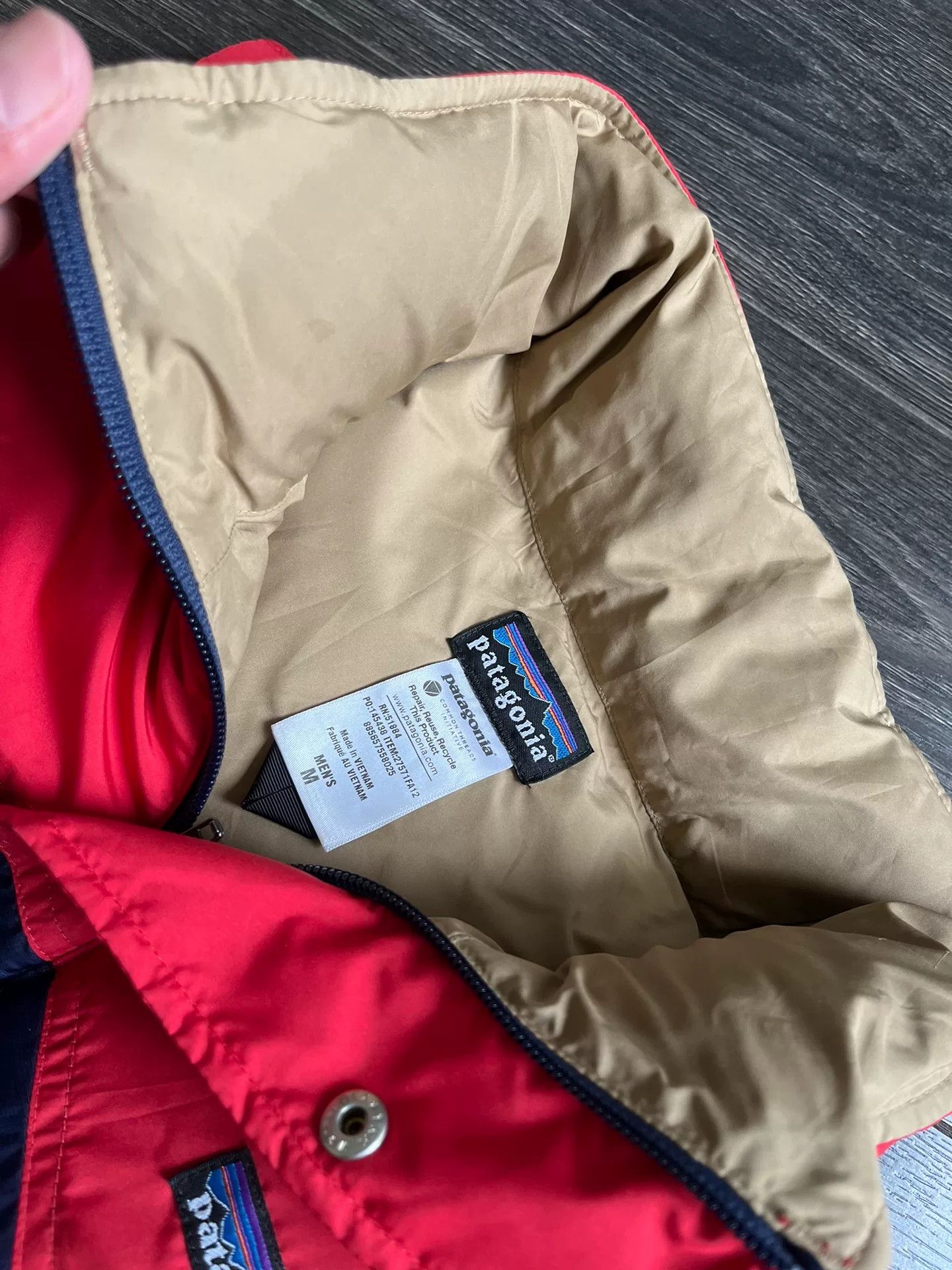 Patagonia Patagonia Men's M Down Vest FA12 Size US M / EU 48-50 / 2 - 8 Thumbnail