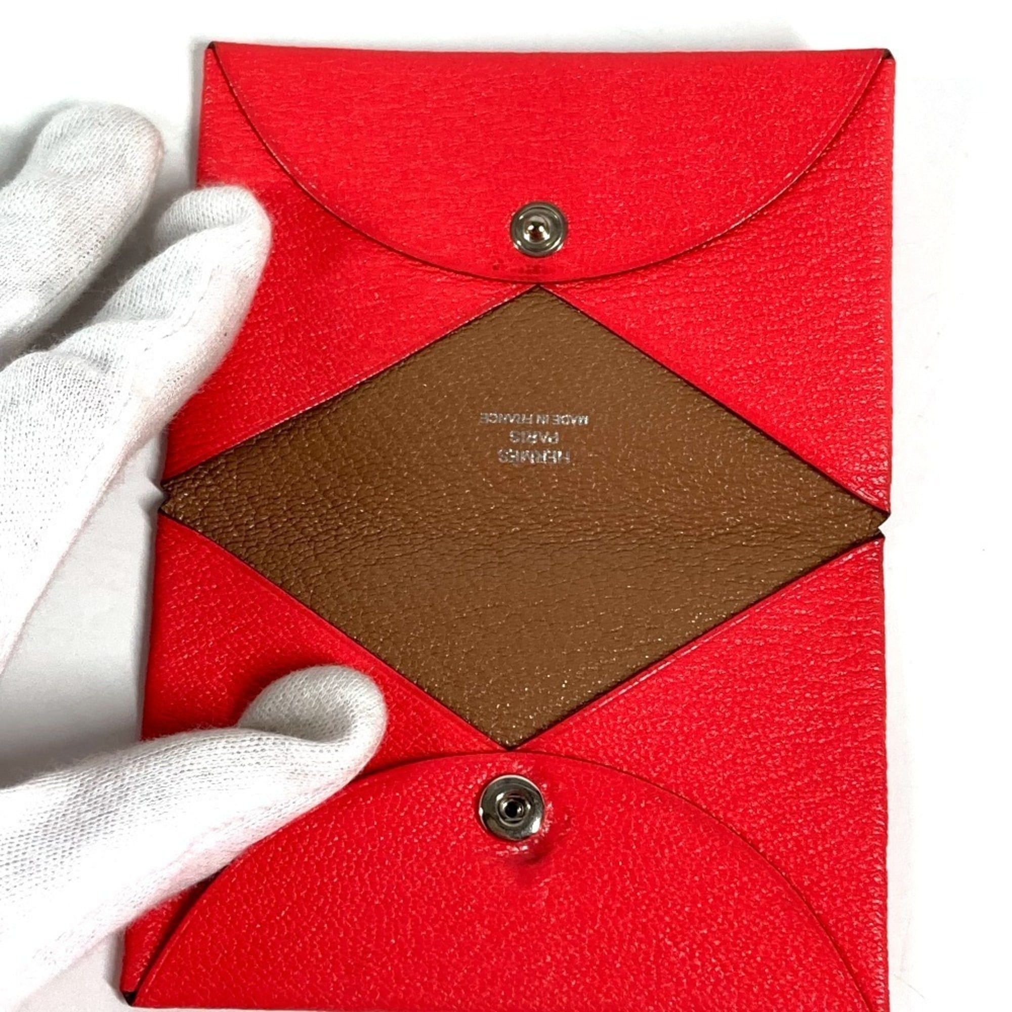 Hermes HERMES Calvi Verso Bicolor Wallet/Coin Purse - A stylish bi-fold wallet/card holder in Chevre leather, suitable for both men and women, red. Size ONE SIZE - 9 Thumbnail