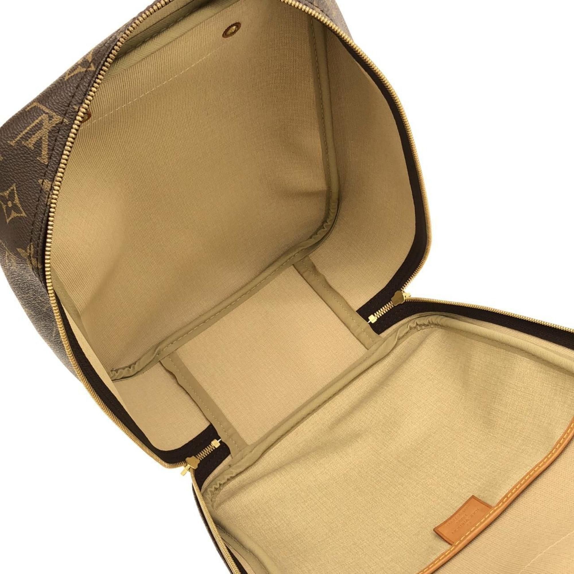 Louis Vuitton Louis Vuitton Monogram Excursion M41450 Handbag Size ONE SIZE - 8 Thumbnail