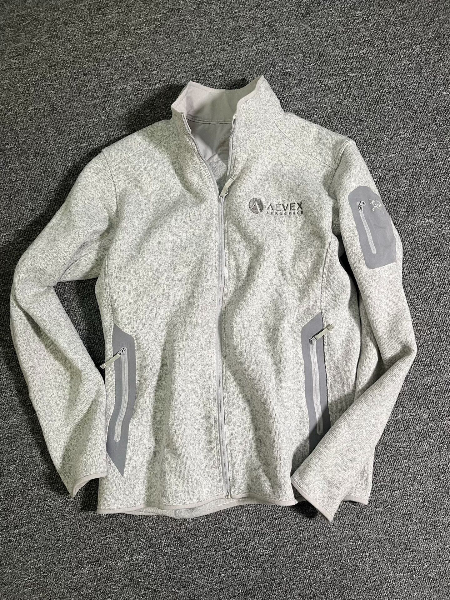 Arc'teryx Arcteryx Covert Jacket Women's L Size L / US 10 / IT 46 - 3 Thumbnail