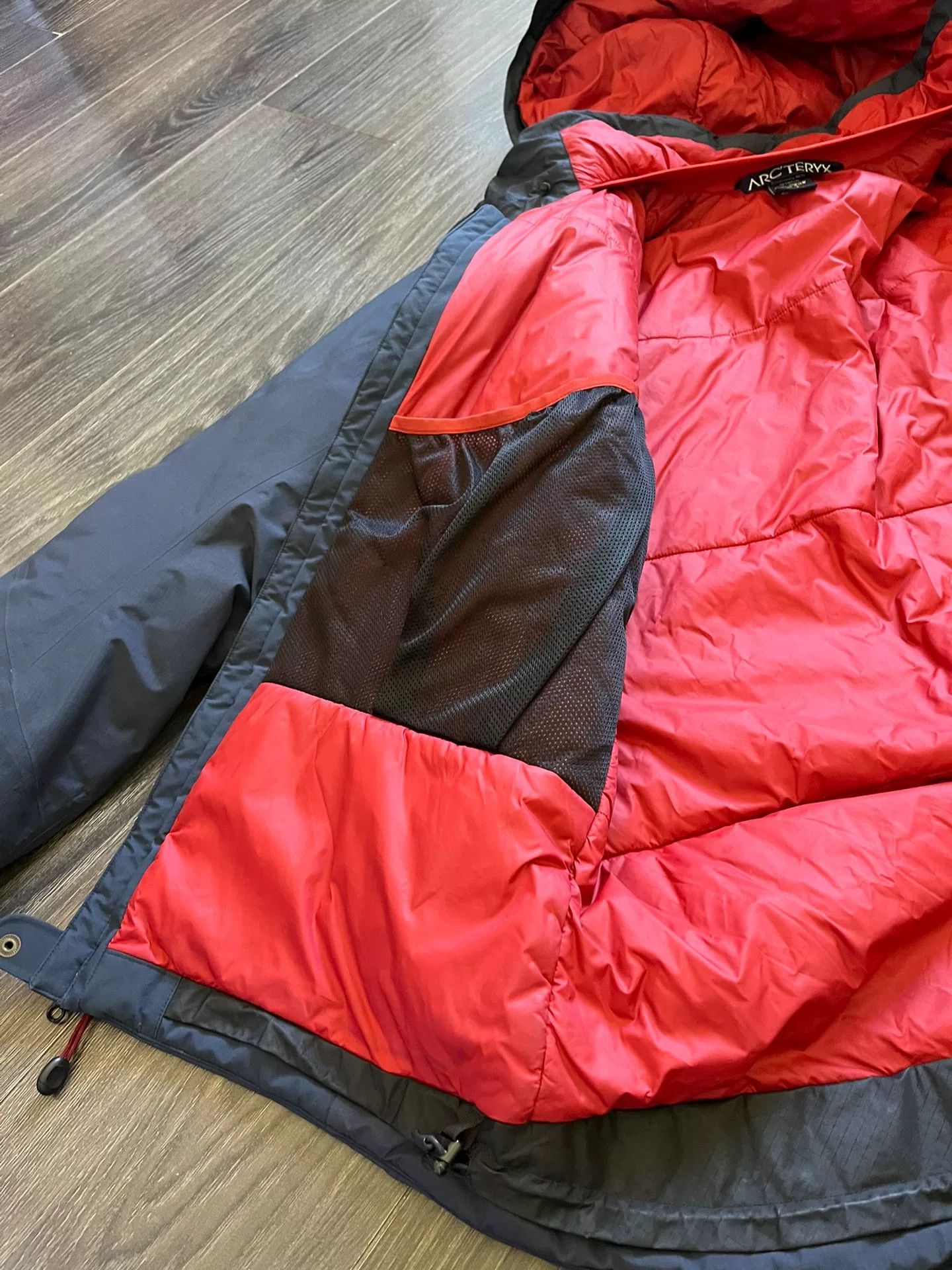 Arc'teryx Arcteryx Fission SV Insulated Jacket Size US M / EU 48-50 / 2 - 9 Thumbnail