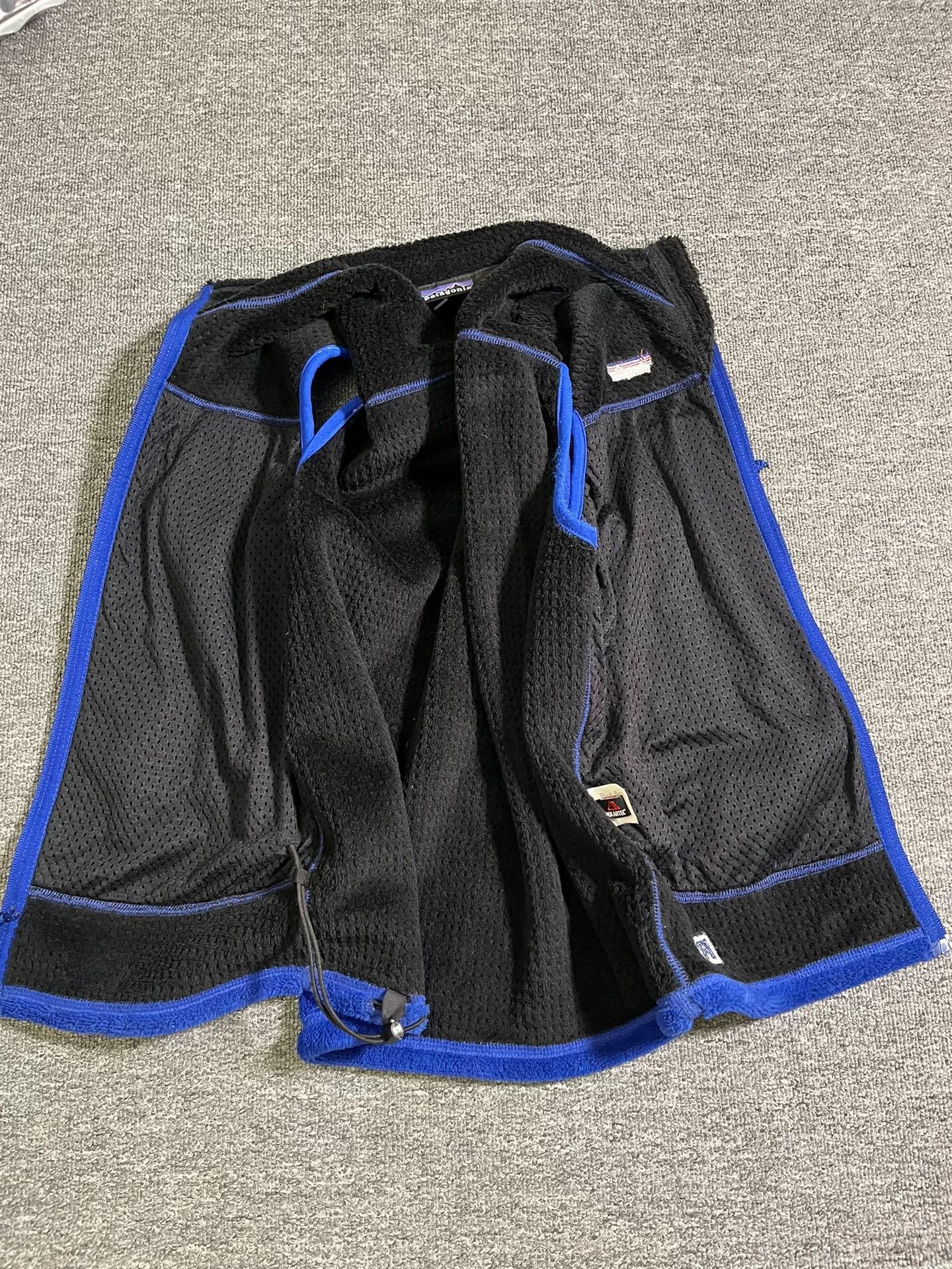 Patagonia Patagonia R4 Men's Fleece Vest Size US M / EU 48-50 / 2 - 4 Thumbnail