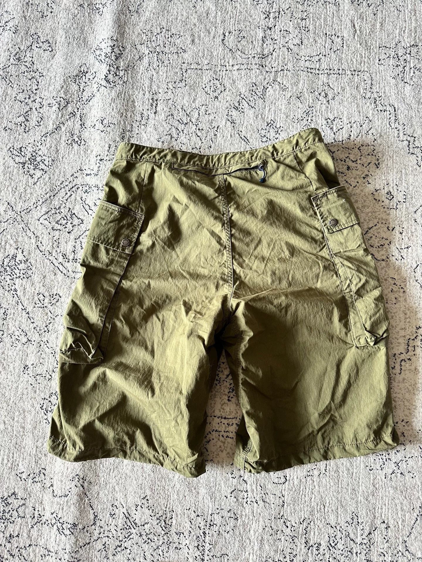 The North Face Purple Label The North Face Purple Label Cargo Shorts Size US 34 / EU 50 - 2 Thumbnail