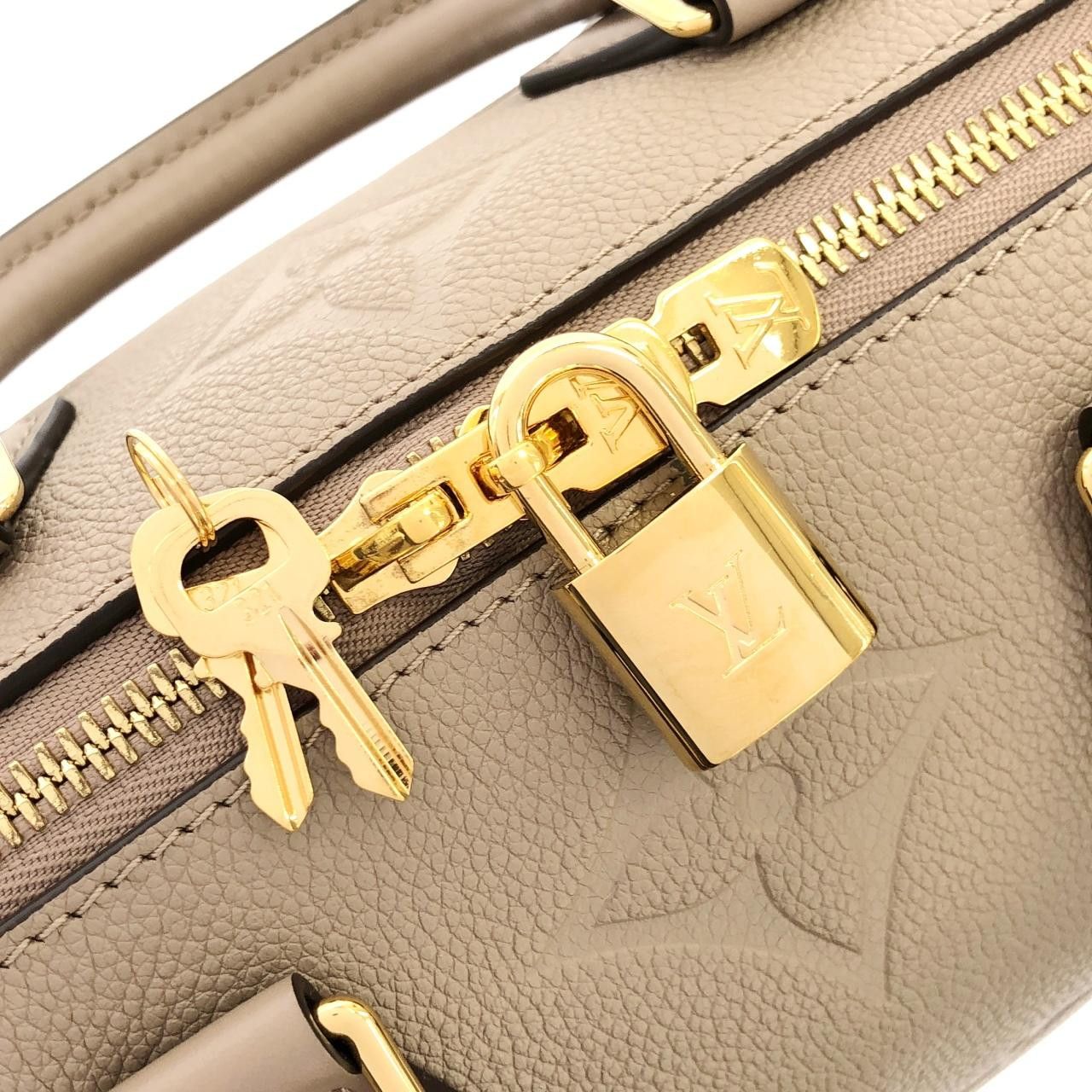 Louis Vuitton Louis Vuitton Louis Vuitton Monogram Empreinte Boston Bag Leather Handbag M59273 DUTY FREE for USA Size ONE SIZE - 5 Thumbnail