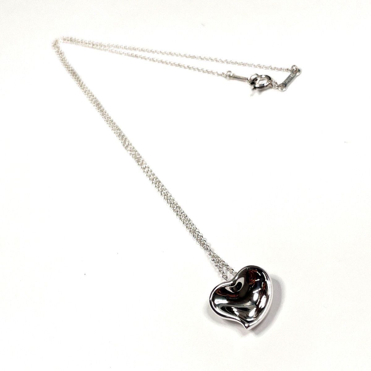 Tiffany & Co. Tiffany & Co. Tiffany & Co. Curved Heart Elsa Peretti Silver 925 Necklace Precious Metal Necklace DUTY FREE for USA Size ONE SIZE - 10 Thumbnail