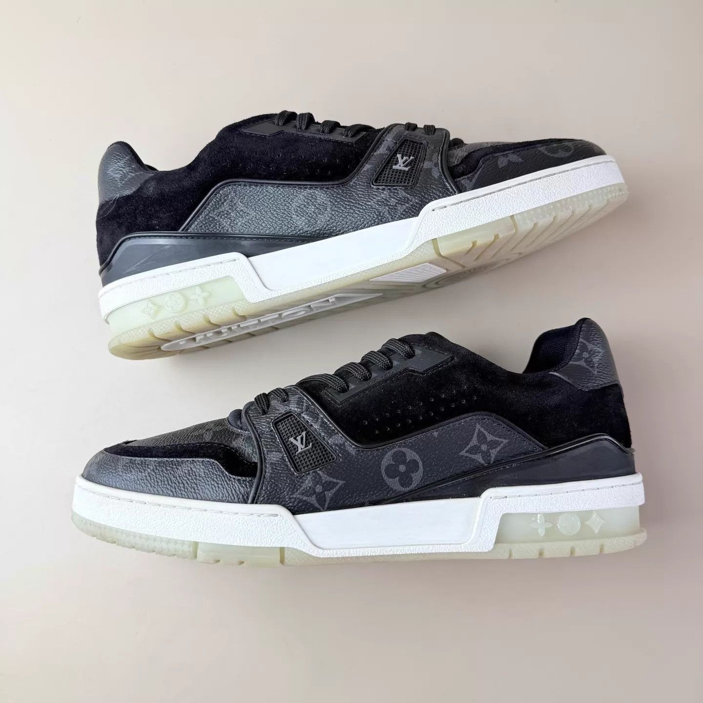 Louis Vuitton Black Low-Top Sneakers Size 8.5 Size US 8.5 / EU 41-42 - 5 Thumbnail