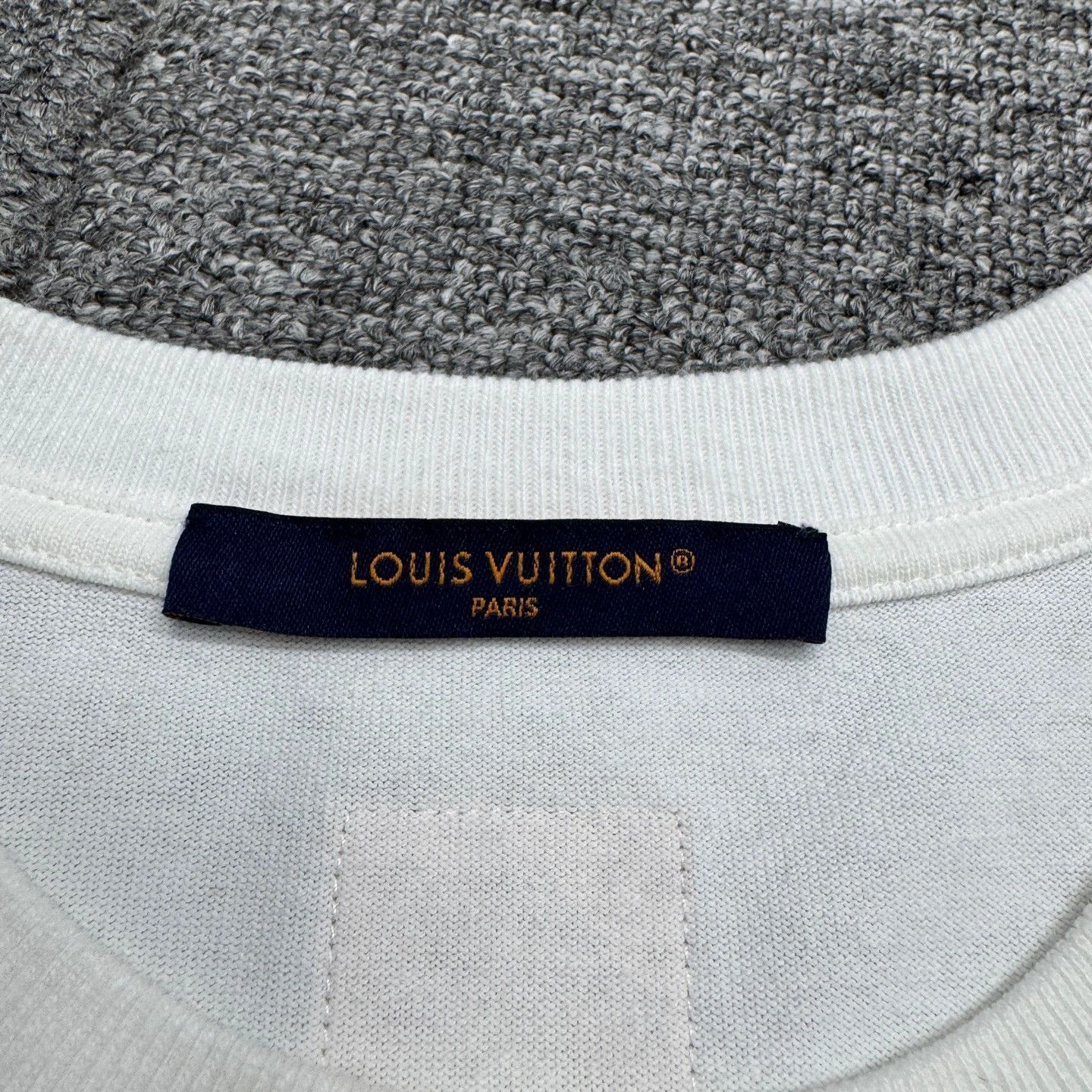 Louis Vuitton White Multi Embroidered Short Sleeve T-Shirt Size US S / EU 44-46 / 1 - 2 Thumbnail