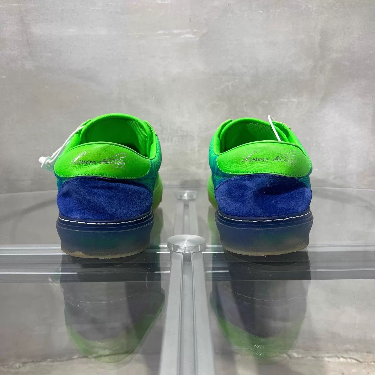 Louis Vuitton Green Low-Top Sneakers Size 10 Size US 10 / EU 43 - 6 Thumbnail