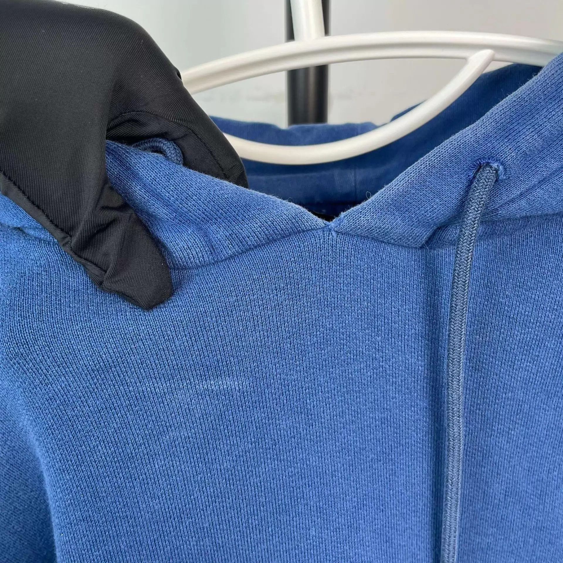 Louis Vuitton Blue Graphic Hoodie with Patterned Sleeves Size US XL / EU 56 / 4 - 3 Thumbnail