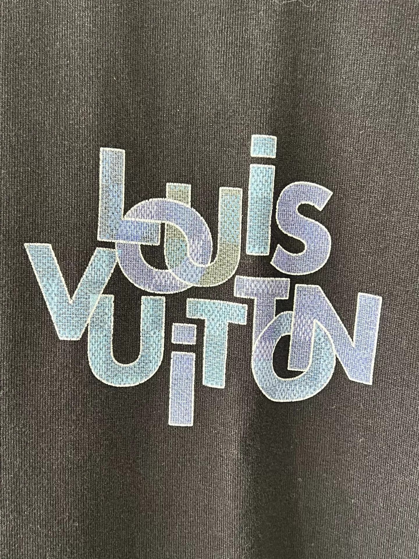 Louis Vuitton Black Short-Sleeve Graphic Tee Size US L / EU 52-54 / 3 - 5 Thumbnail