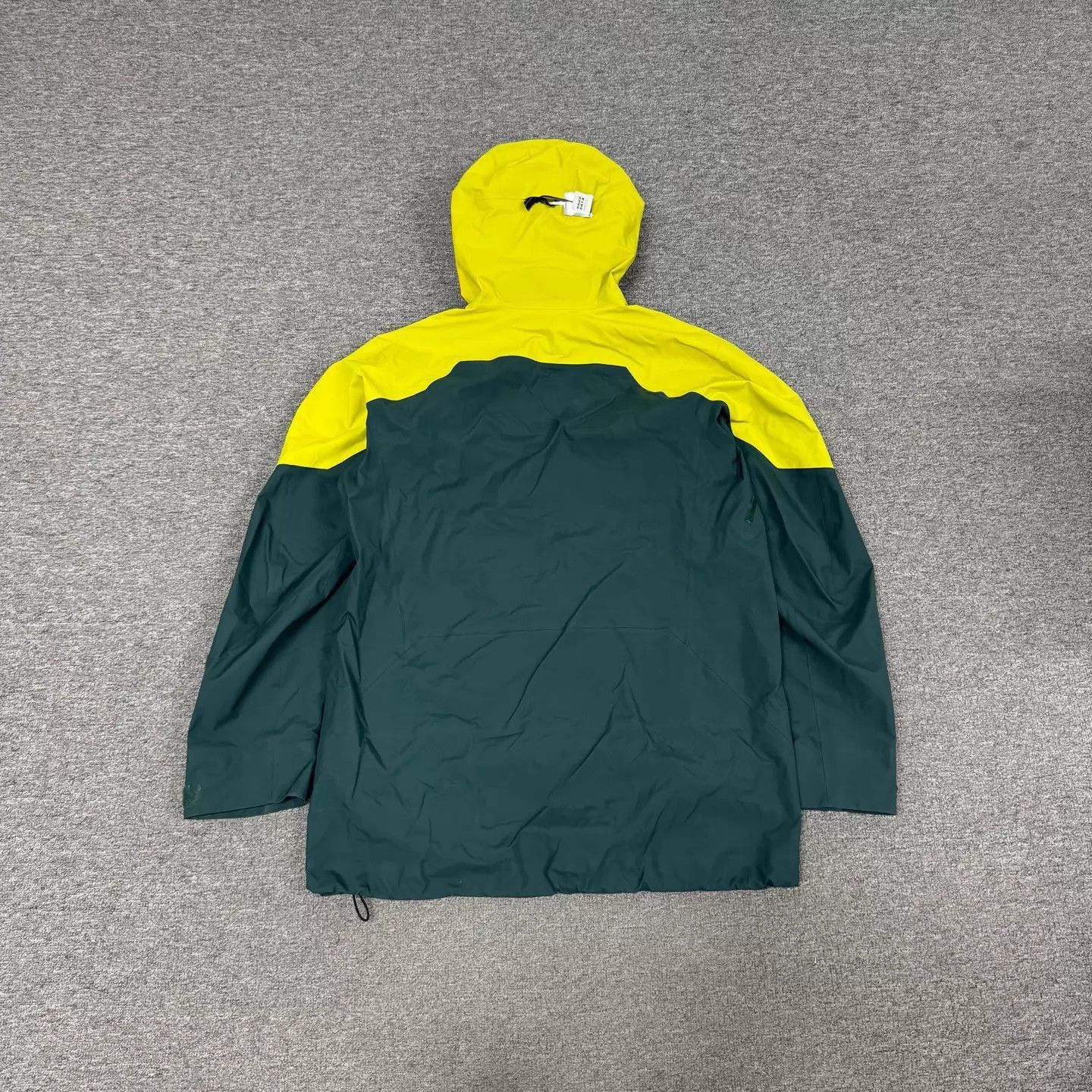 Arc'teryx Multi Color Hooded Rain Jacket Size M Size US M / EU 48-50 / 2 - 2 Thumbnail