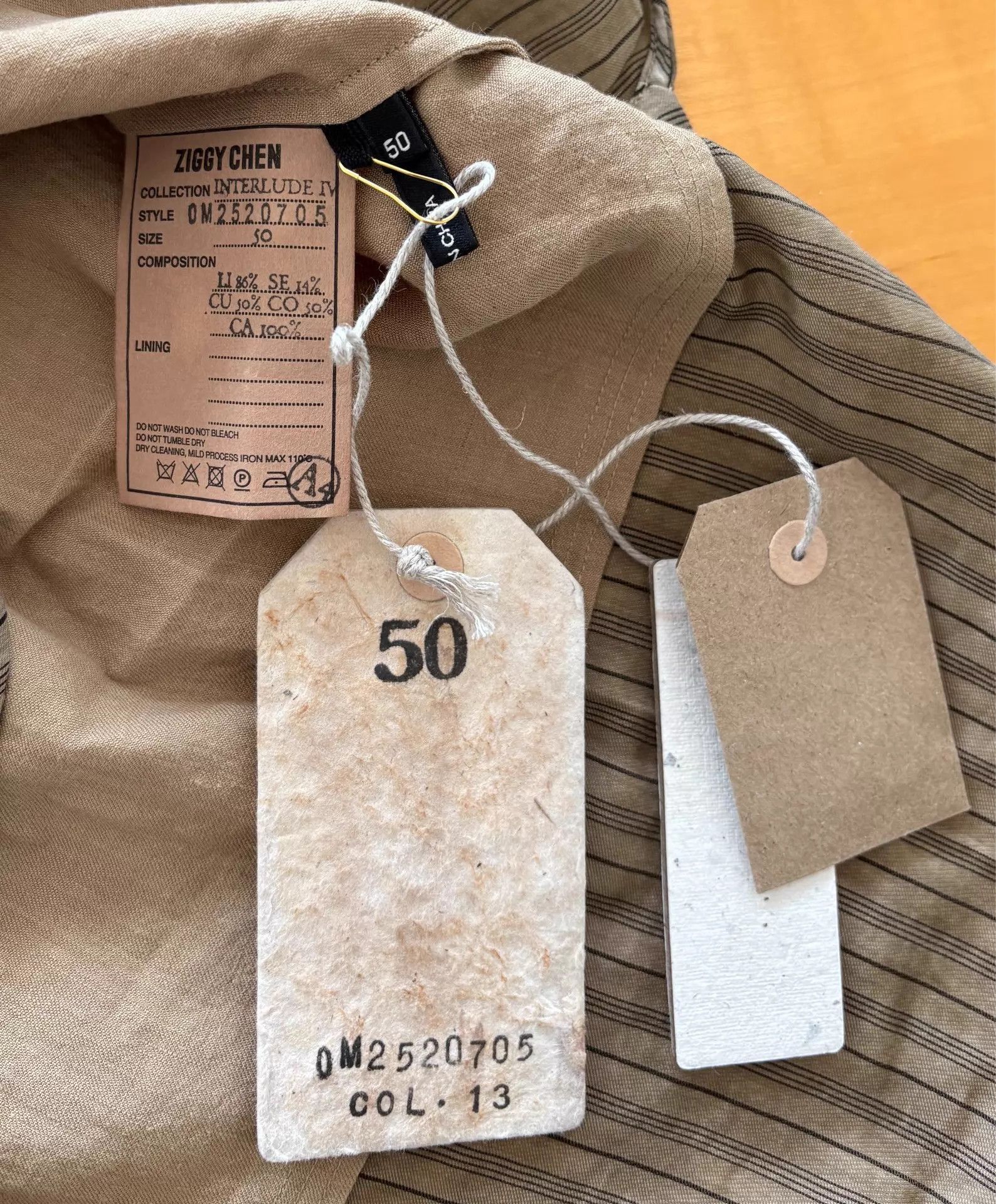 Ziggy Chen Beige Long Sleeve Button-Up with Contrast Collar Size US M / EU 48-50 / 2 - 6 Thumbnail