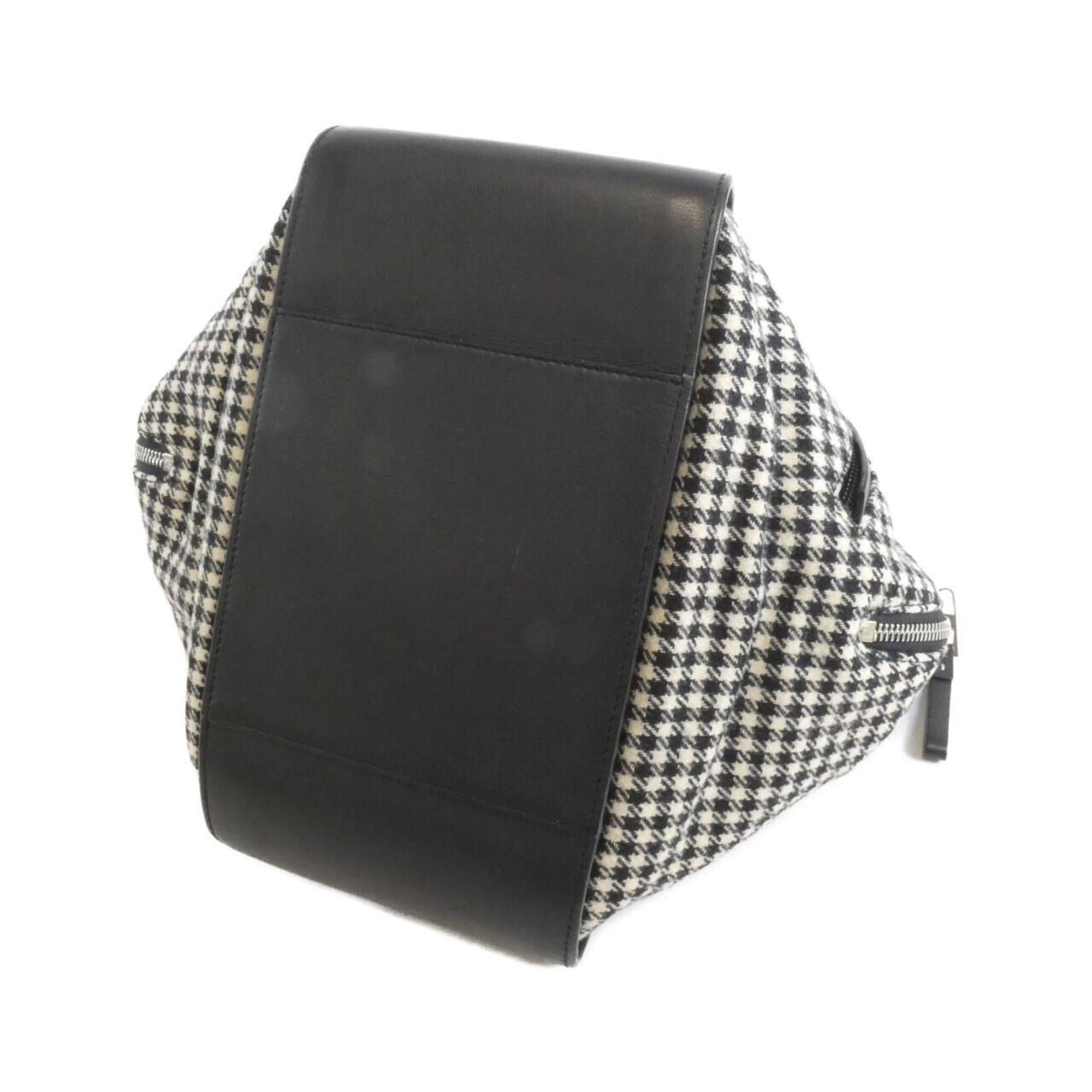 Loewe Loewe Hammock Small 387 49 S35 Shoulder Bag Size ONE SIZE - 3 Thumbnail