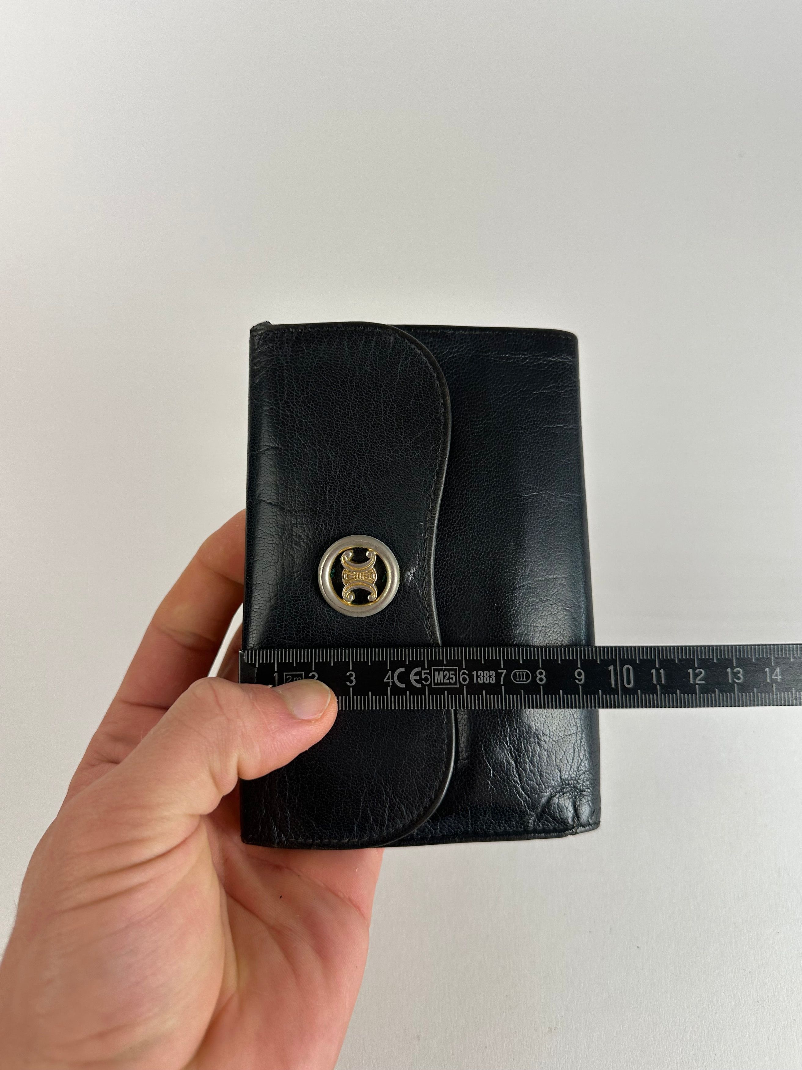 Celine Vintage Paris Triomphe Leather Wallet Black Size ONE SIZE - 12 Thumbnail