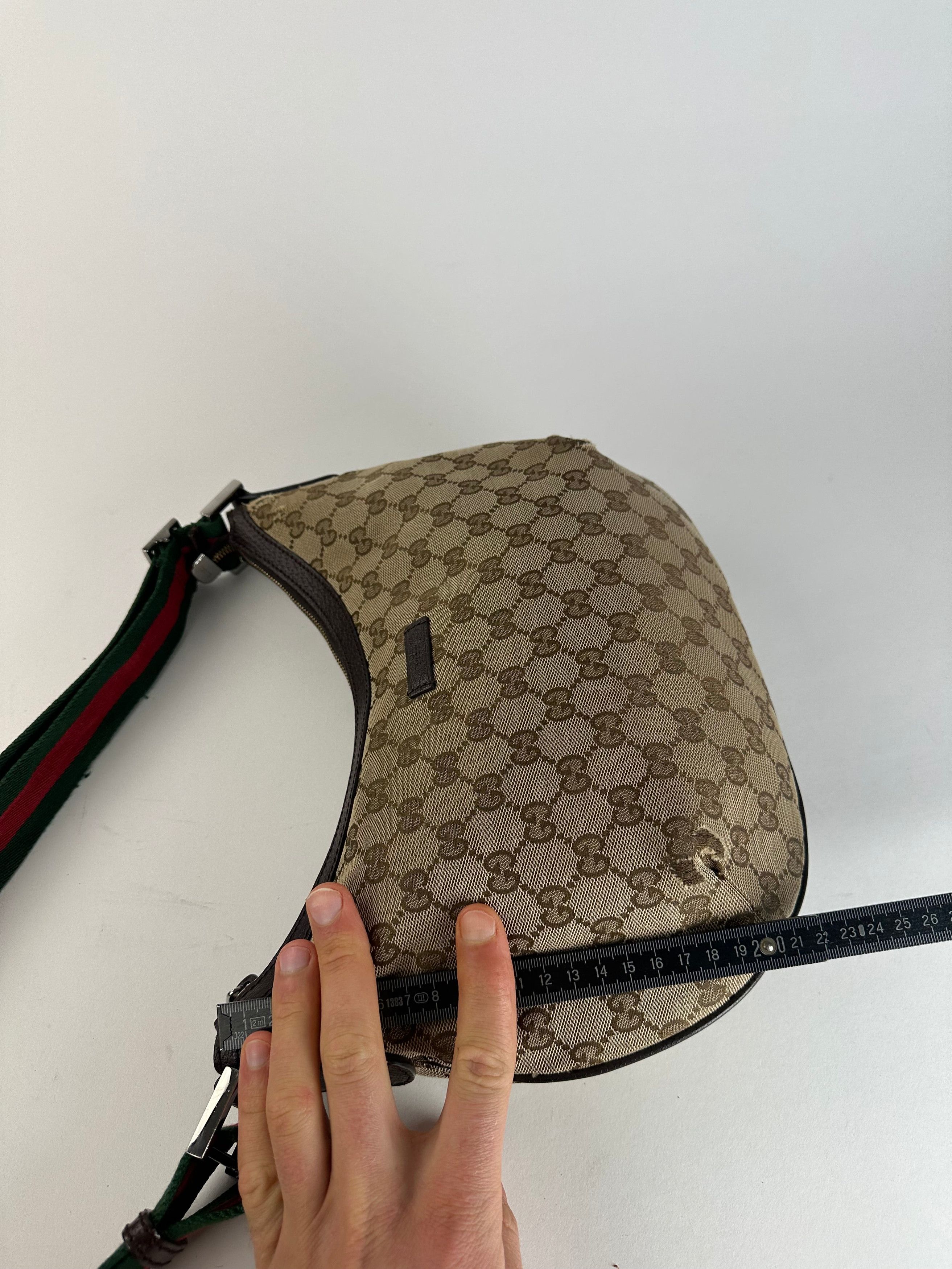 Gucci Vintage Monogram Canvas Croissant Shoulder bag Beige Brown Size ONE SIZE - 12 Thumbnail