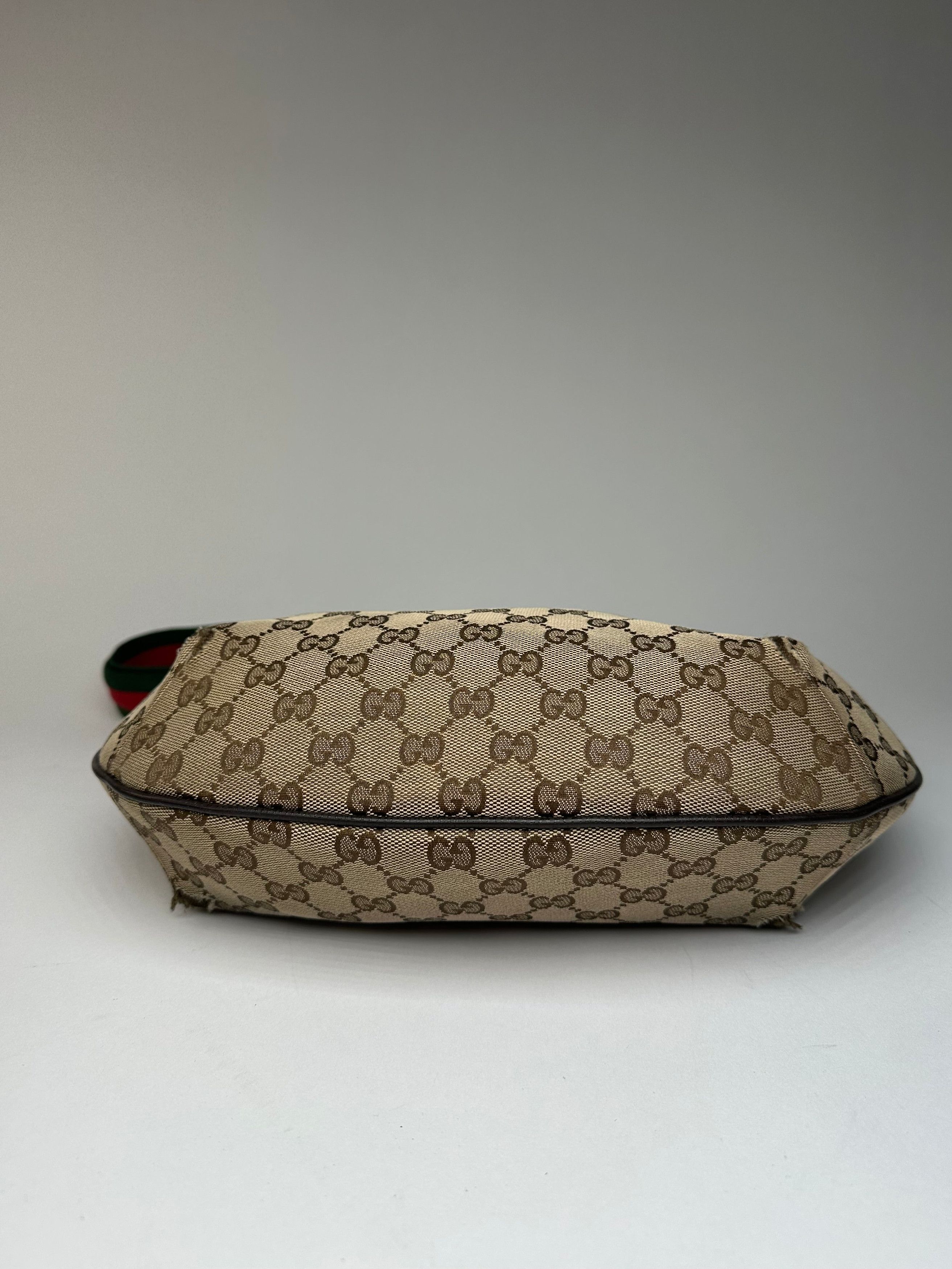 Gucci Vintage Monogram Canvas Croissant Shoulder bag Beige Brown Size ONE SIZE - 13 Thumbnail