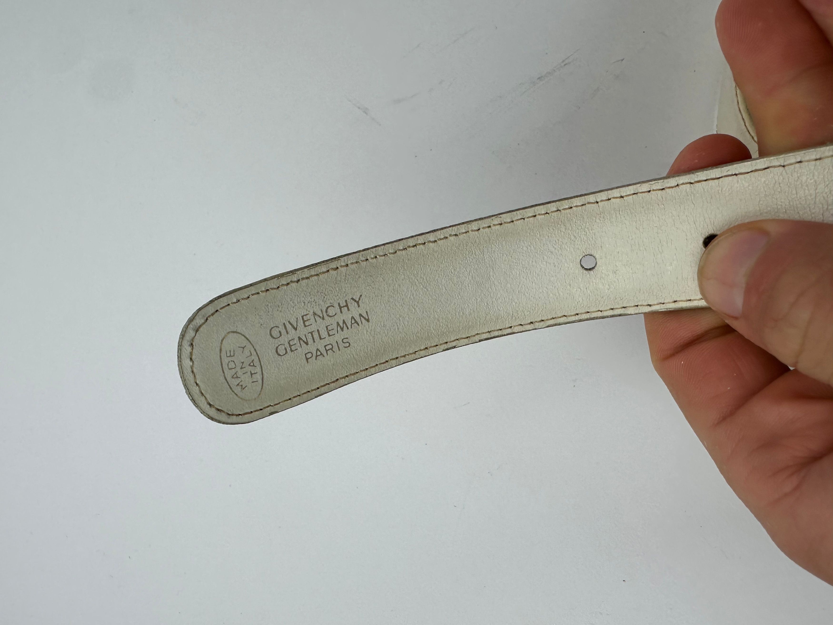 Givenchy Vintage Leather Belt White Size ONE SIZE - 4 Thumbnail