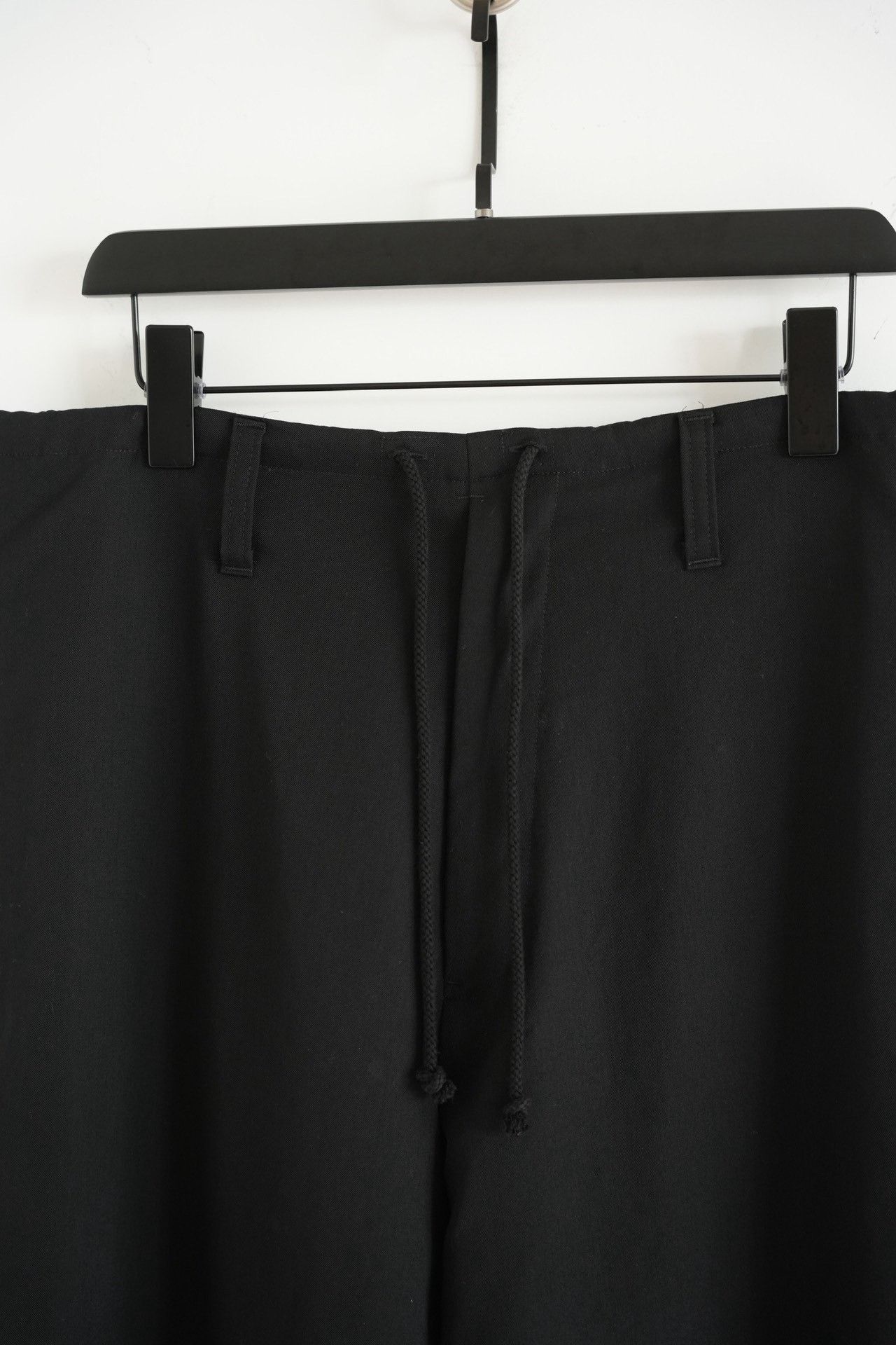 Yohji Yamamoto Yohji Yamamoto 17AW Classic Drawstring Wool Pants Size US 26 / EU 42 - 3 Thumbnail