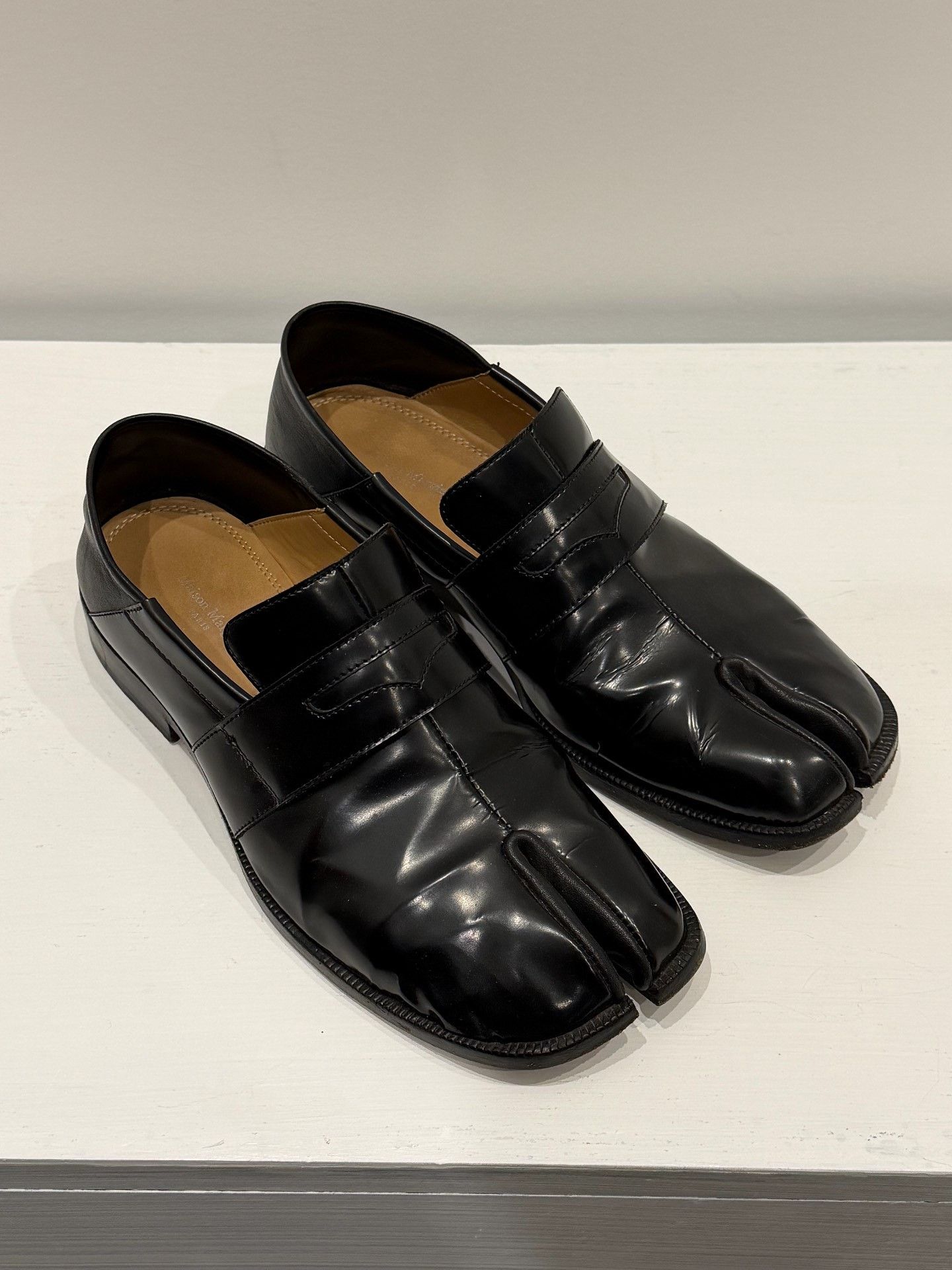 Maison Margiela Maison Margiela Tabi Leather Loafers Size US 7 / IT 37 - 7 Thumbnail