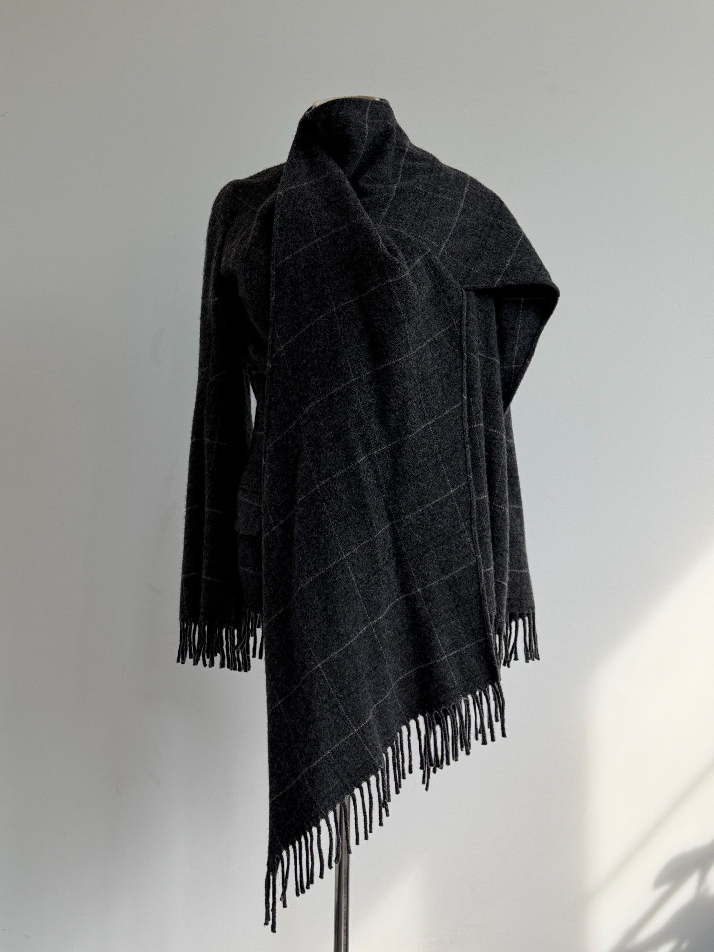 Alexander McQueen Alexander McQueen 1999 AW Overlook Wool Coat Size US XXS / EU 40 - 3 Thumbnail