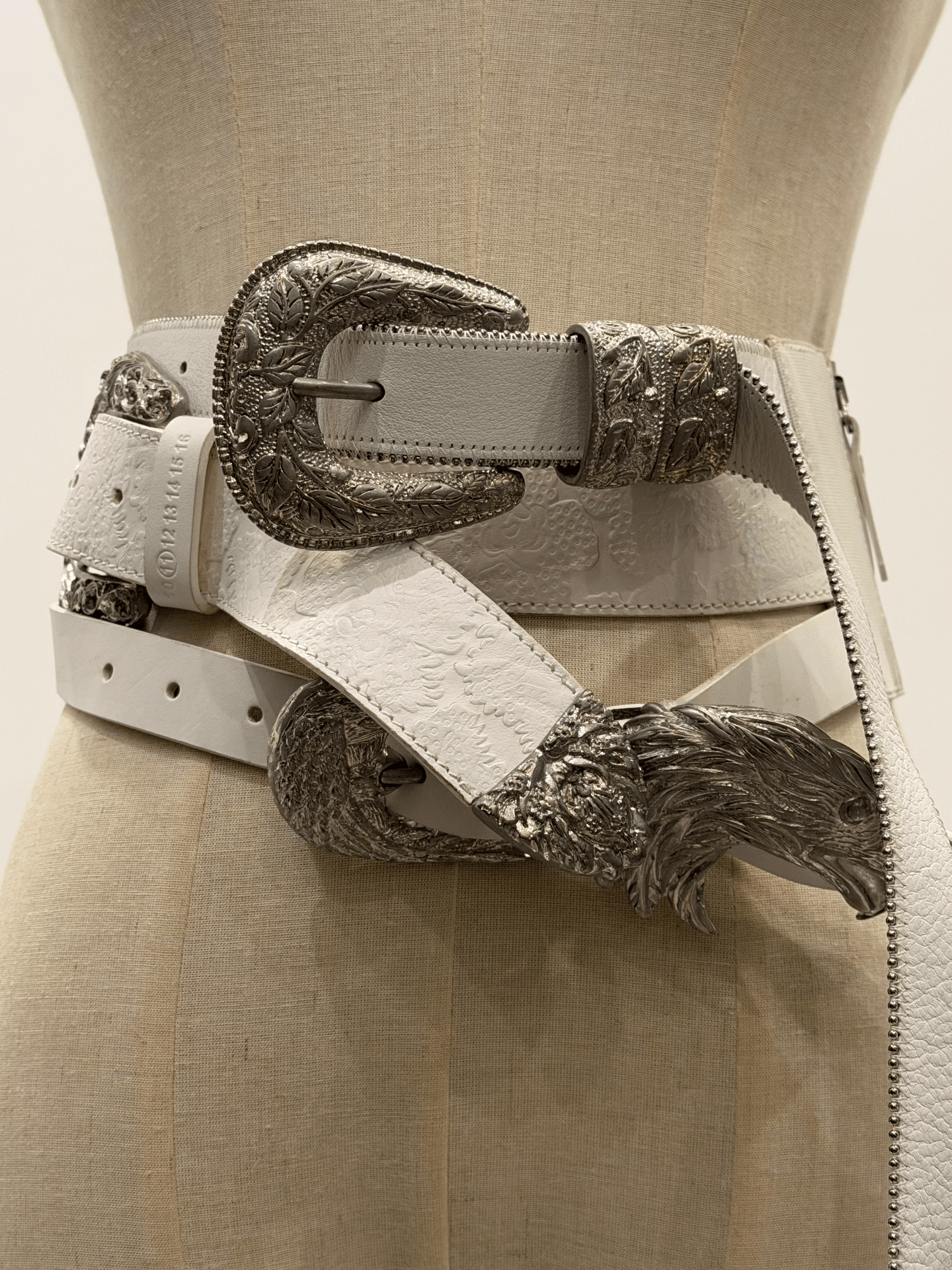 Maison Margiela Maison Margiela Eagle Carved Belt Size ONE SIZE - 3 Thumbnail