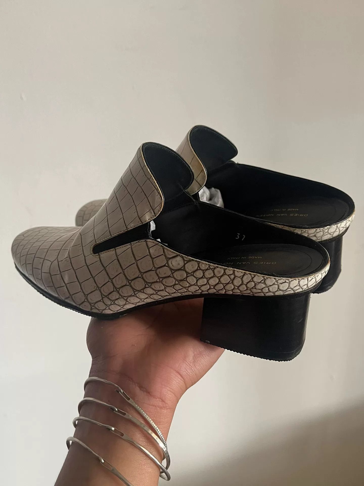 Dries Van Noten Dries Van Noten Beige Croc Patent Mules Size US 6 / IT 36 - 3 Thumbnail