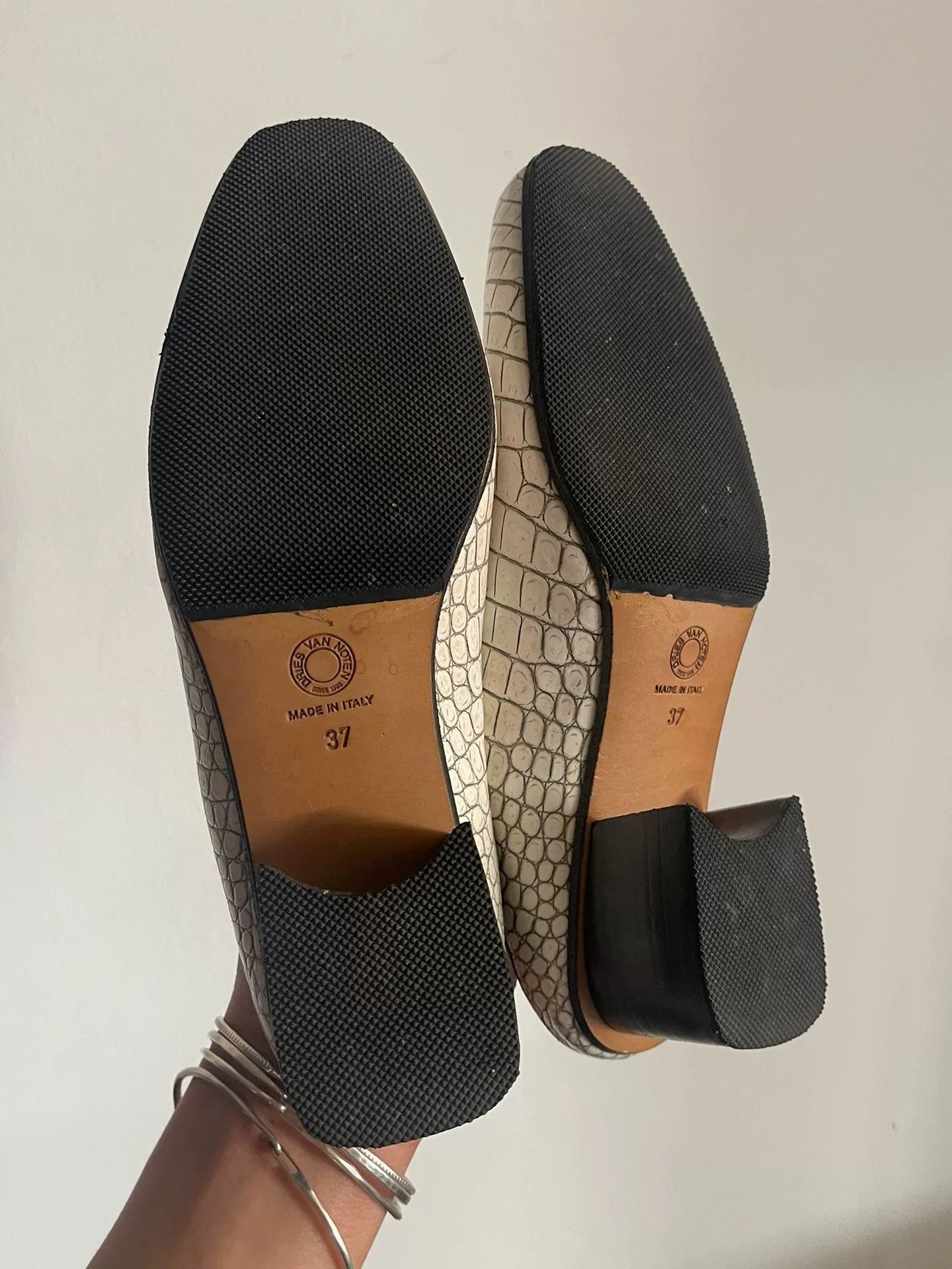 Dries Van Noten Dries Van Noten Beige Croc Patent Mules Size US 6 / IT 36 - 4 Thumbnail