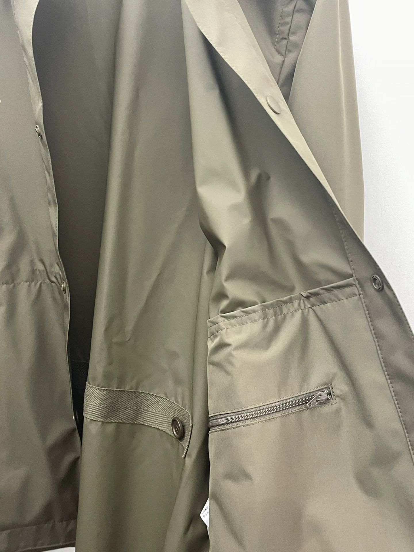 Helmut Lang Helmut Lang Waterproof Coach Jacket Size US S / EU 44-46 / 1 - 3 Thumbnail