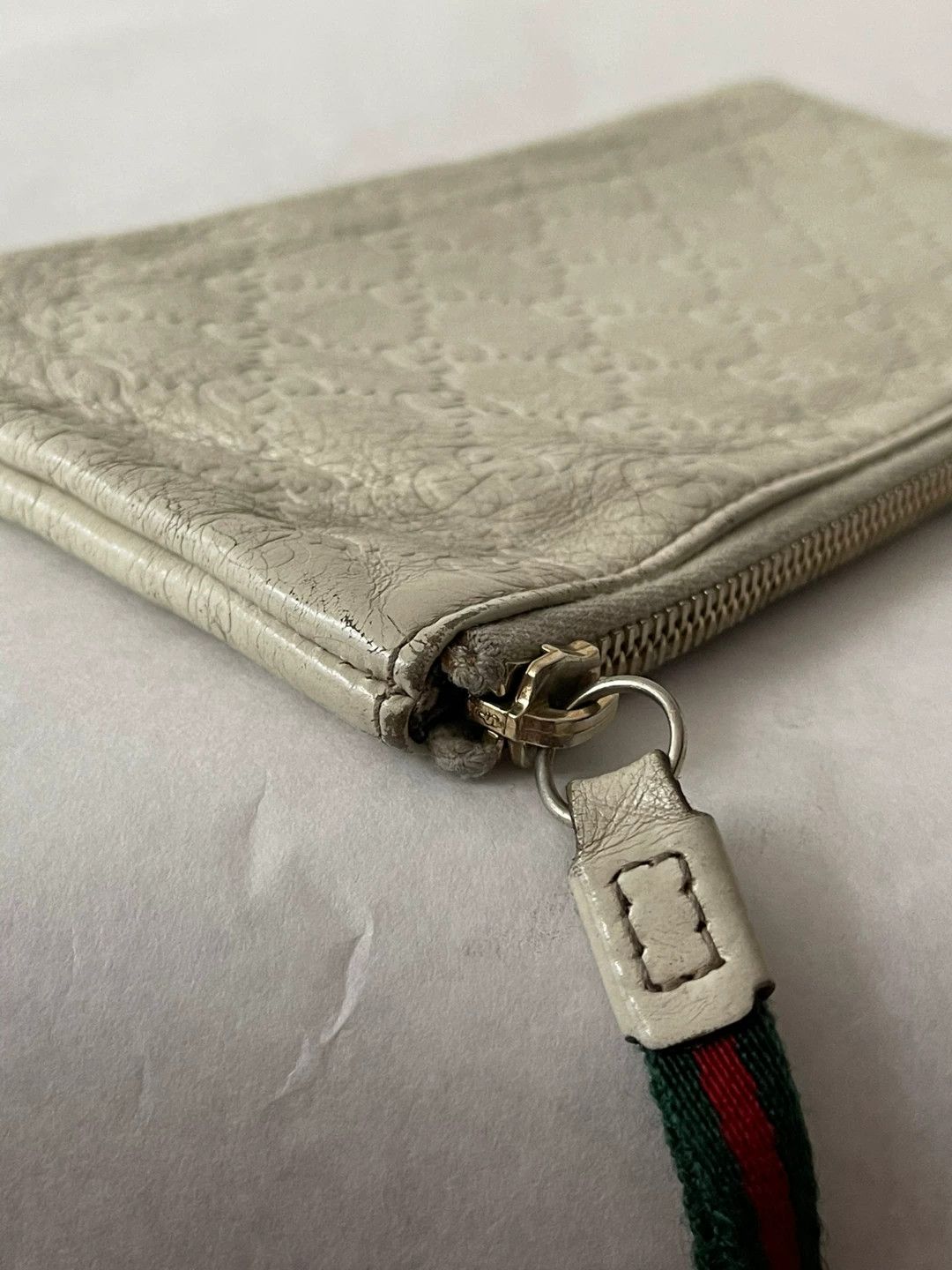 Gucci Gucci Embossed Monogram Multi-Functional Bag Size ONE SIZE - 9 Thumbnail