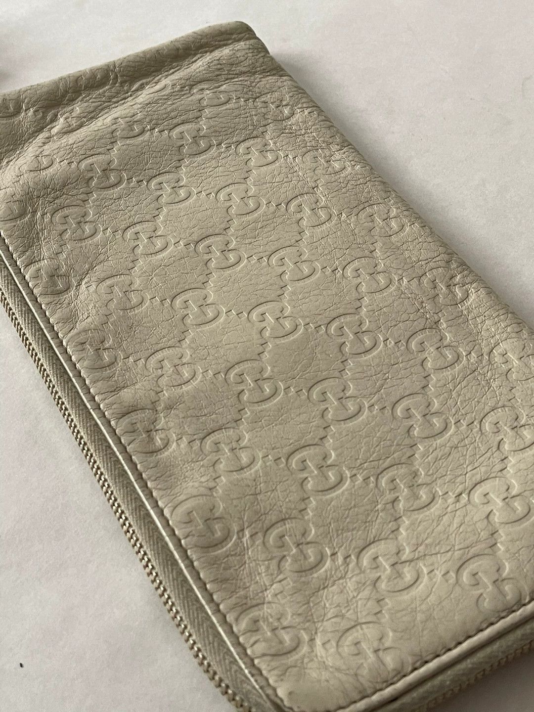 Gucci Gucci Embossed Monogram Multi-Functional Bag Size ONE SIZE - 3 Thumbnail