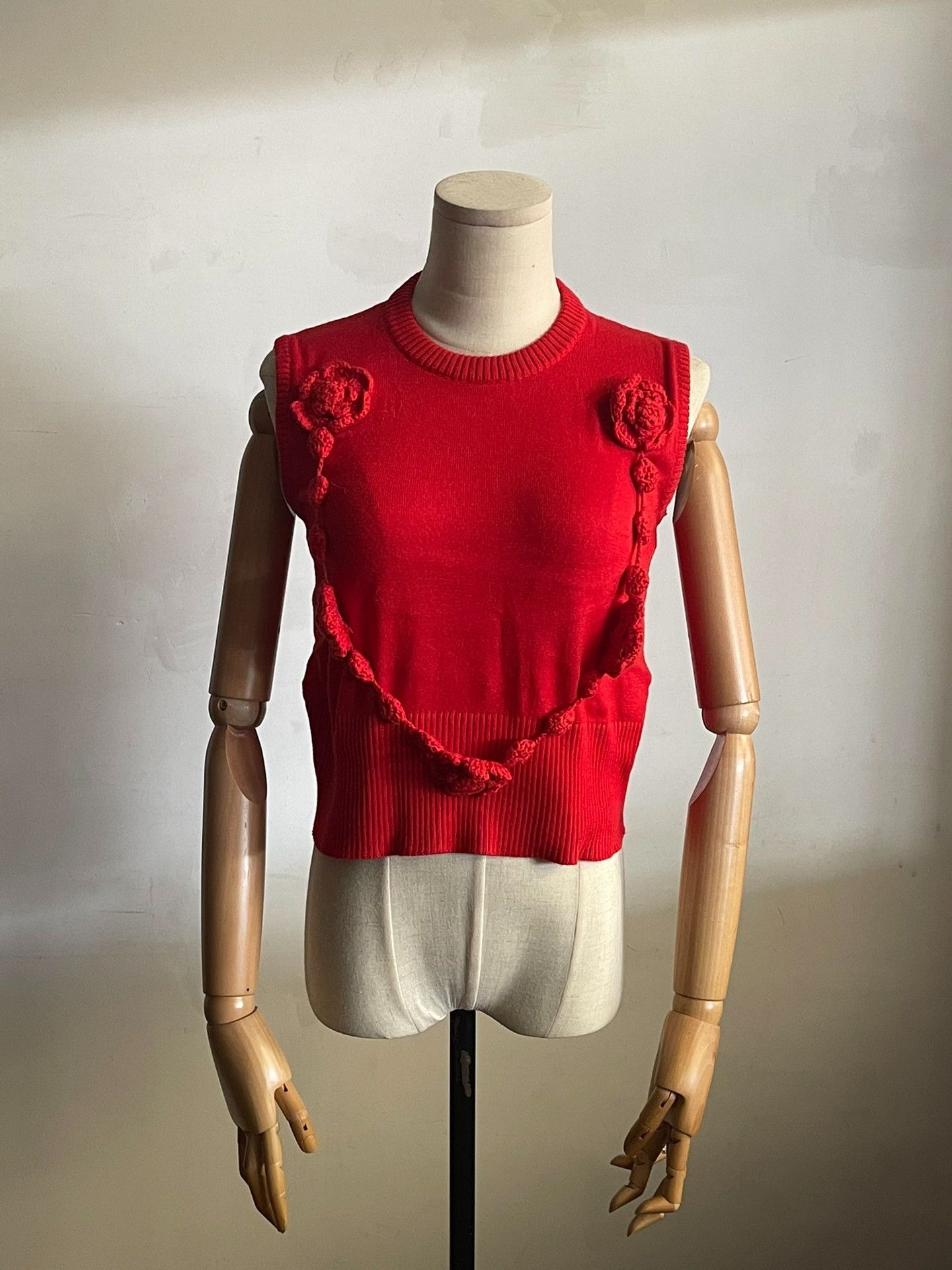 Dirk Van Saene Dirk Van Saene Floral Knit Vest Size S / US 4 / IT 40 - 3 Thumbnail