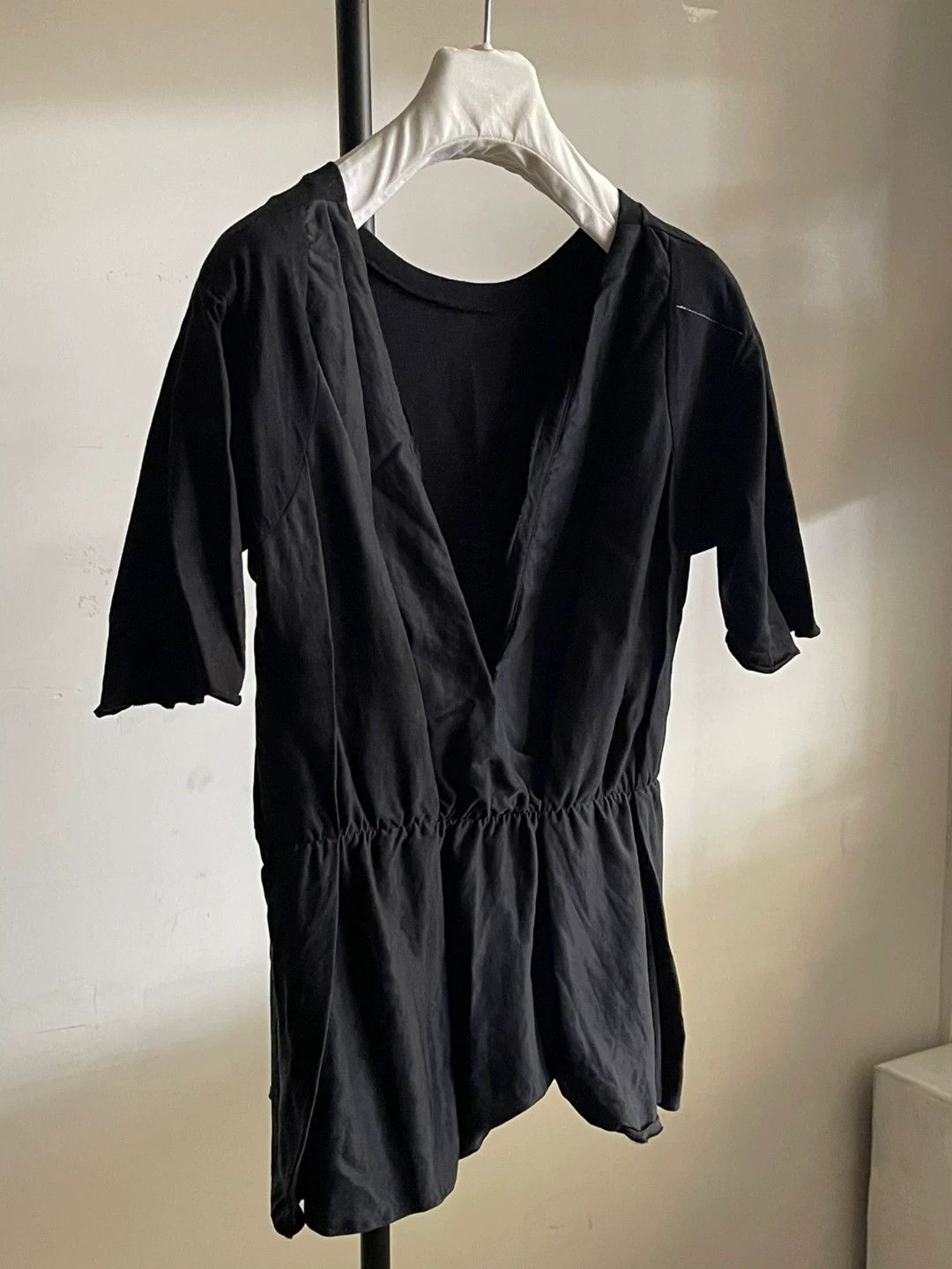 Maison Margiela Maison Margiela V-neck T-shirt Skirt Size XS / US 0-2 / IT 36-38 - 6 Thumbnail