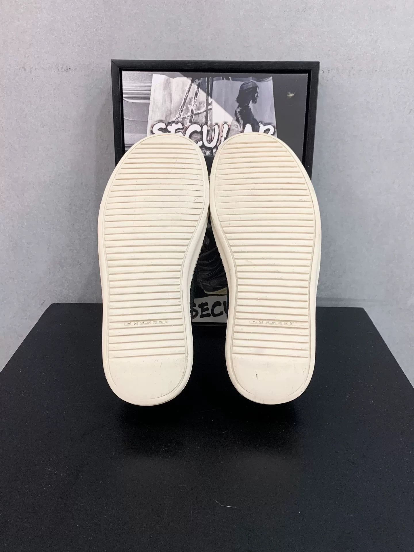 Rick Owens Drkshdw Rick Owens DRKSHDW Canvas Slip-On Sneakers Size US 5 / IT 35 - 8 Thumbnail