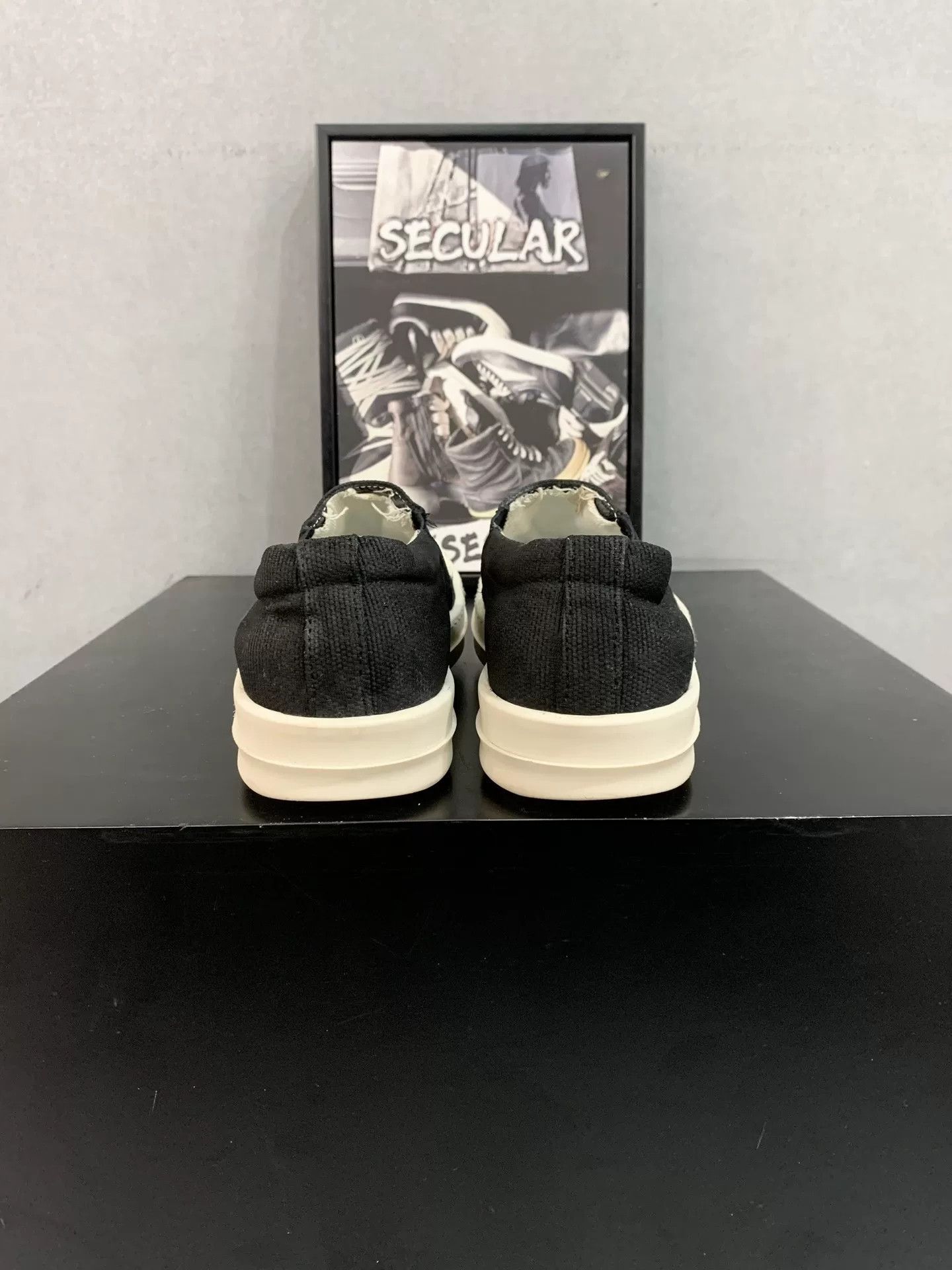 Rick Owens Drkshdw Rick Owens DRKSHDW Canvas Slip-On Sneakers Size US 5 / IT 35 - 7 Thumbnail