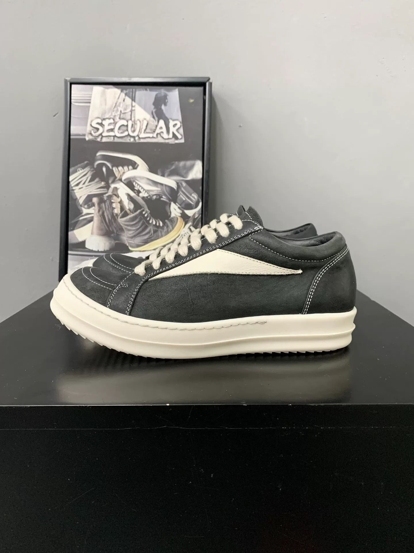 Rick Owens Rick Owens 24SS Main Line Low-Top Sneakers Size US 6 / IT 36 - 2 Thumbnail